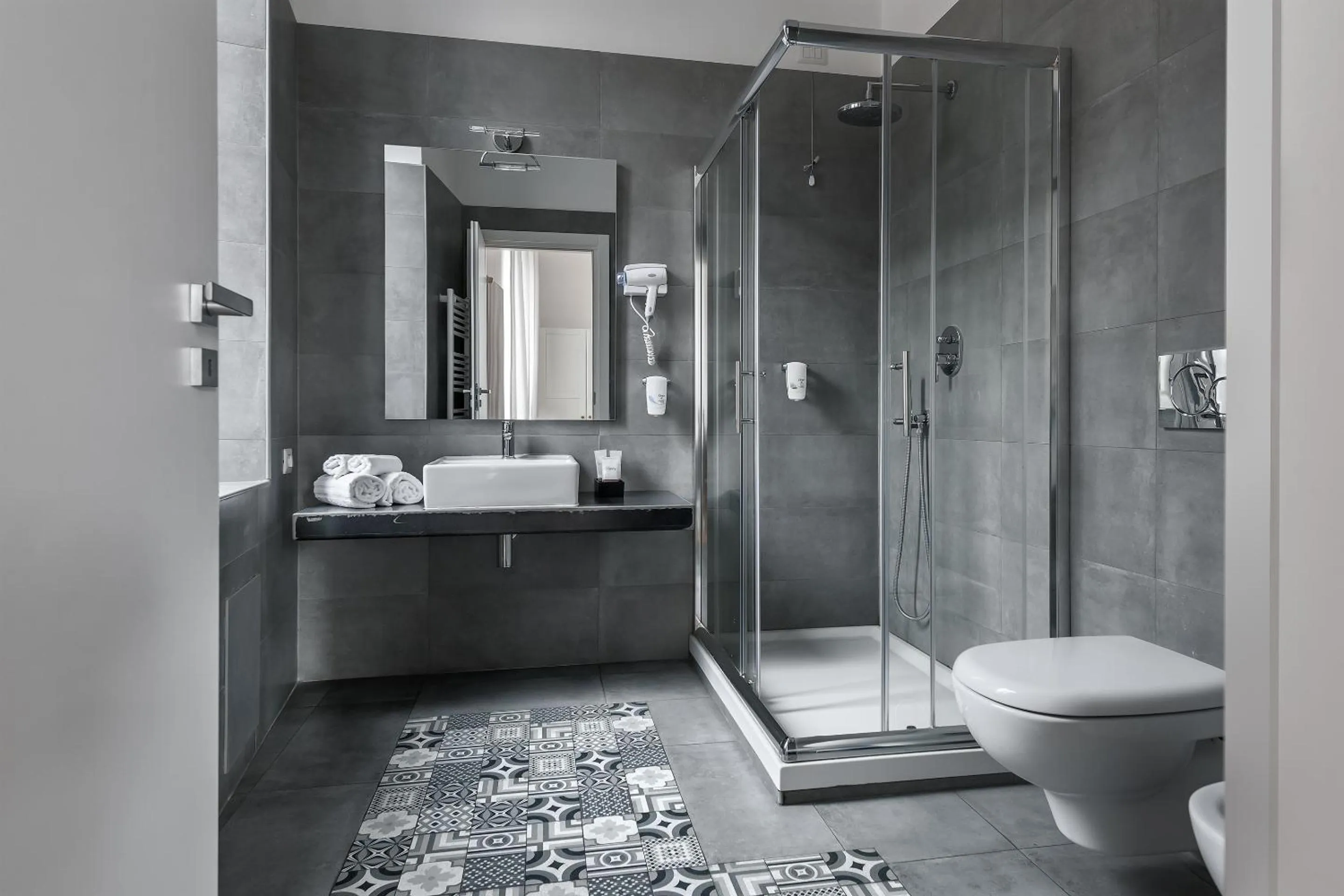 Bathroom in DA ME Suites