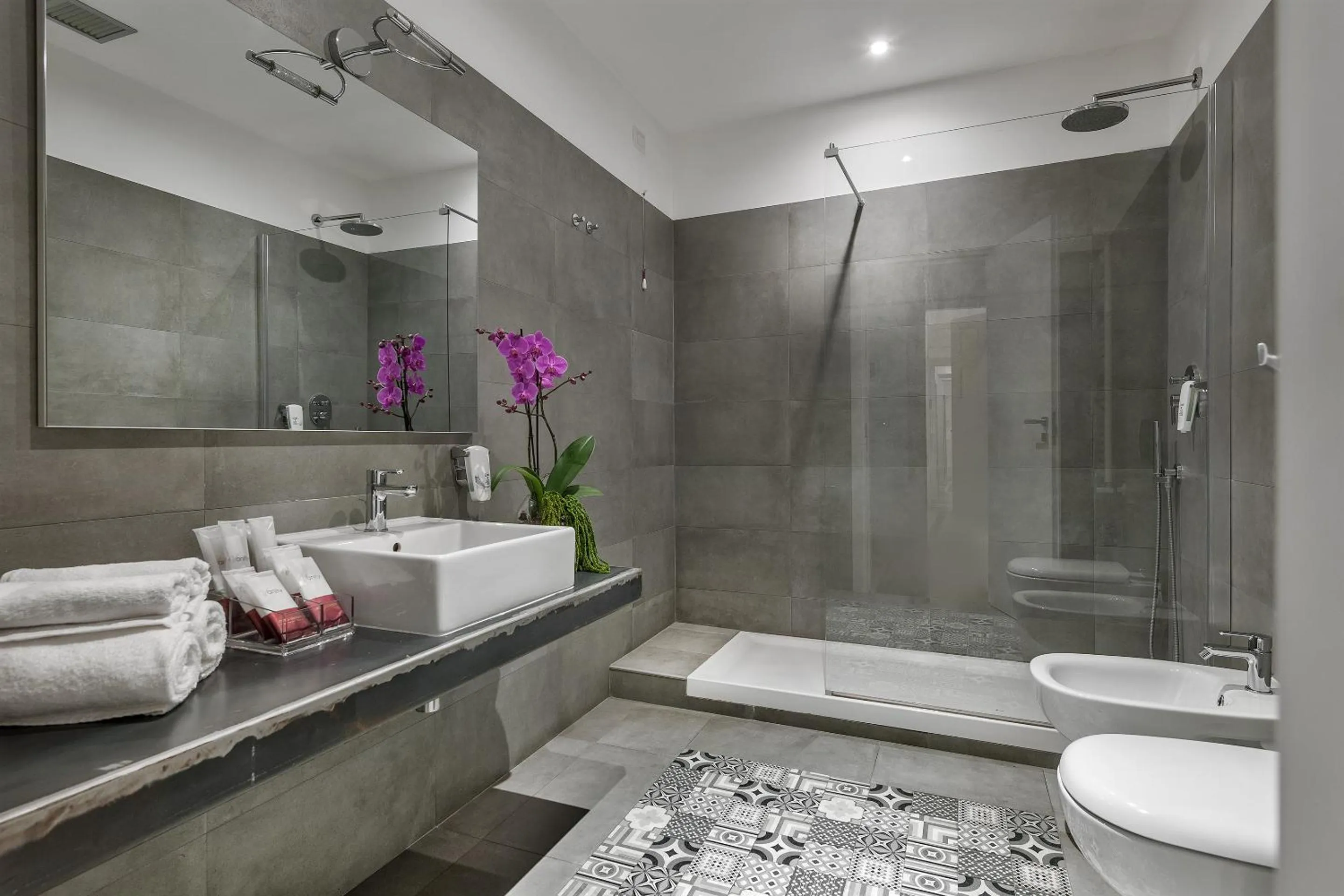 Bathroom in DA ME Suites