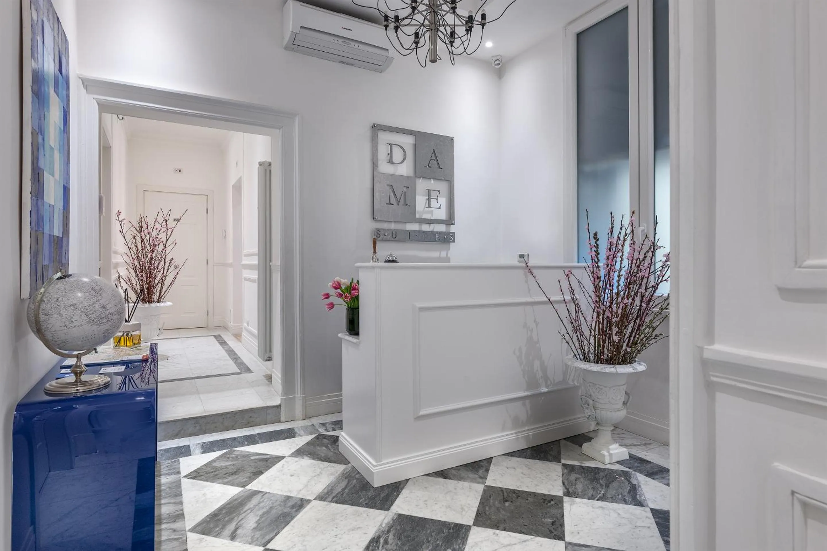 Lobby or reception in DA ME Suites