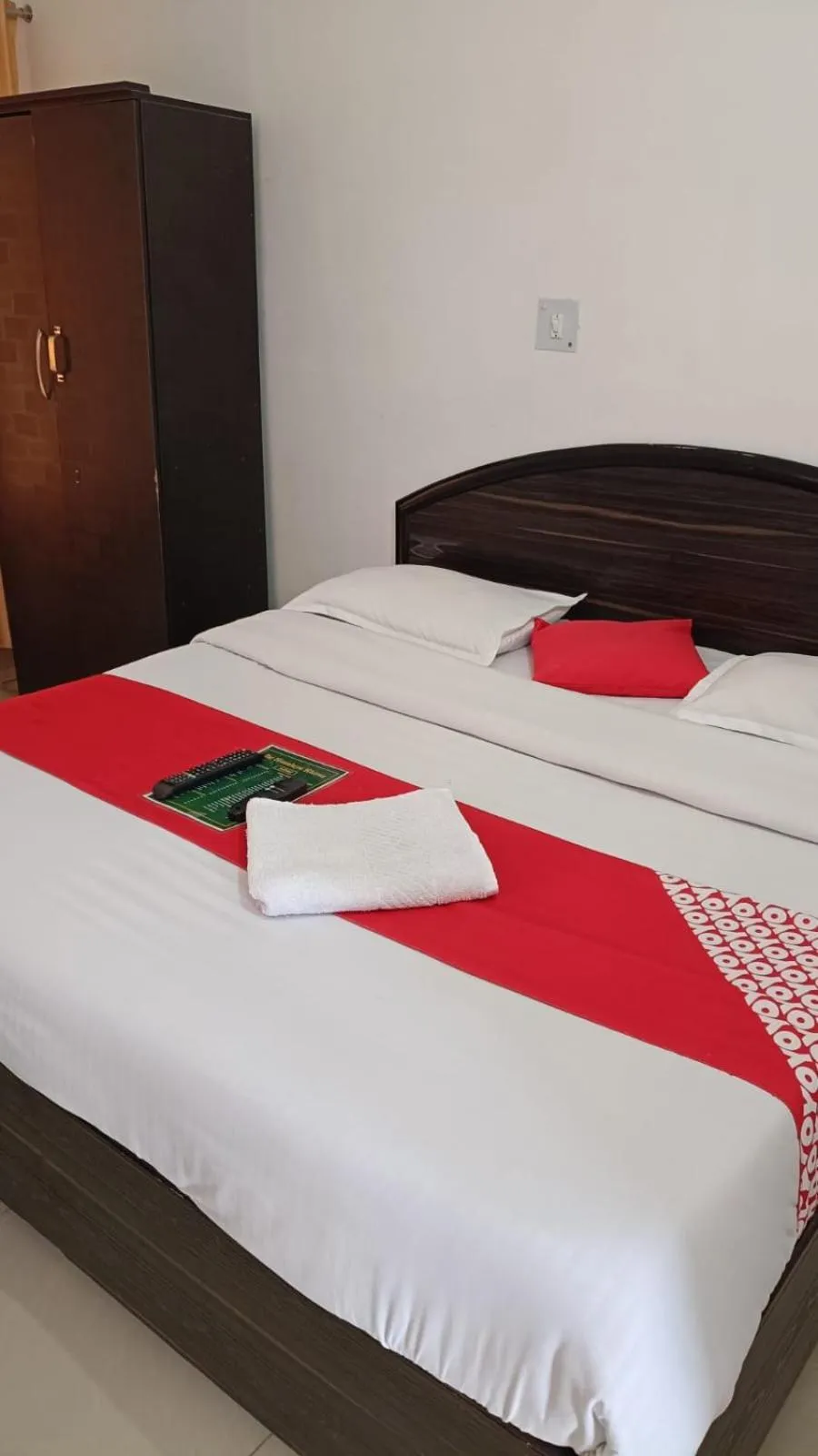 Photo of the whole room in Hotel Taj Himalaya