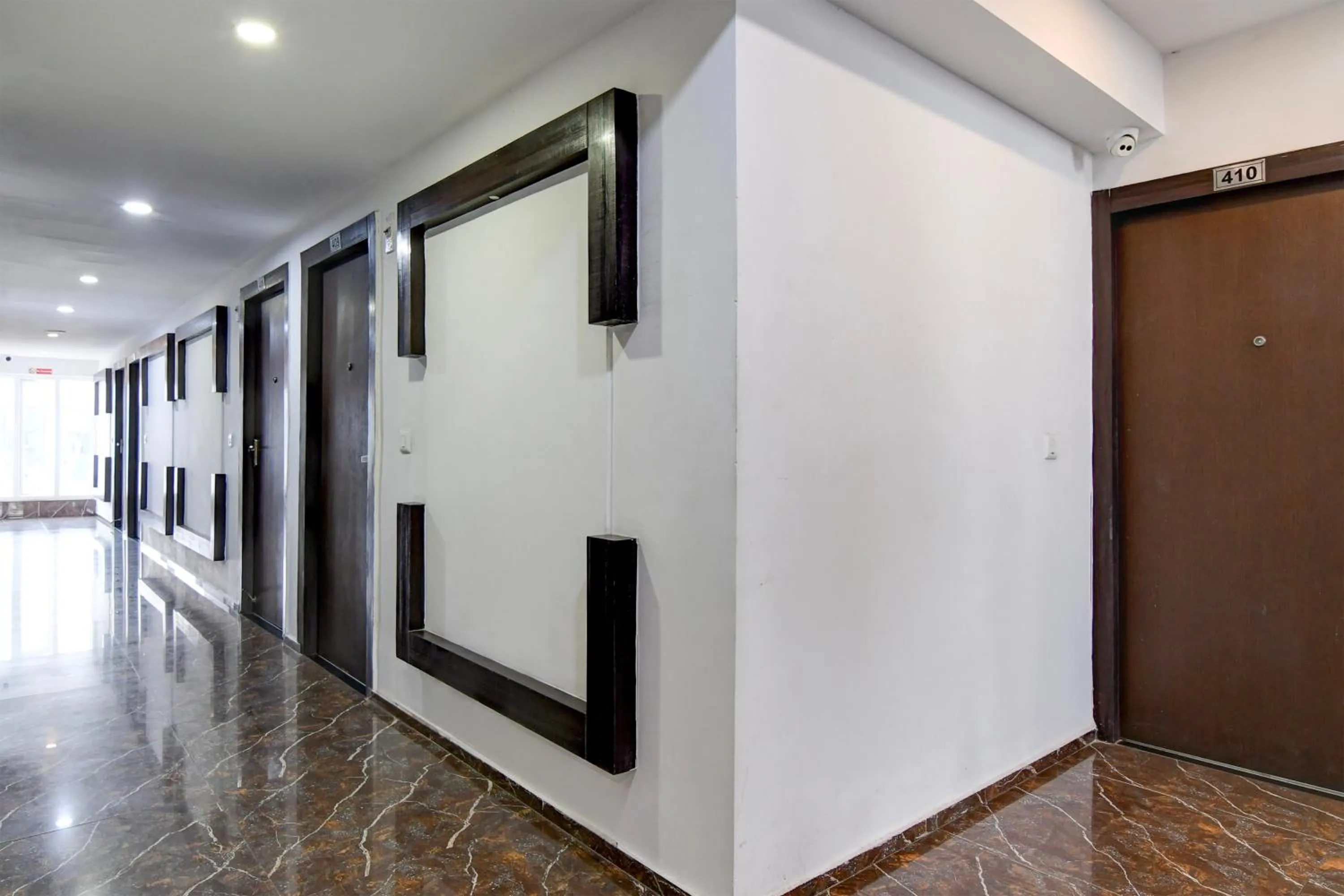 Lobby or reception in FabHotel Prime Eco Park - New Town