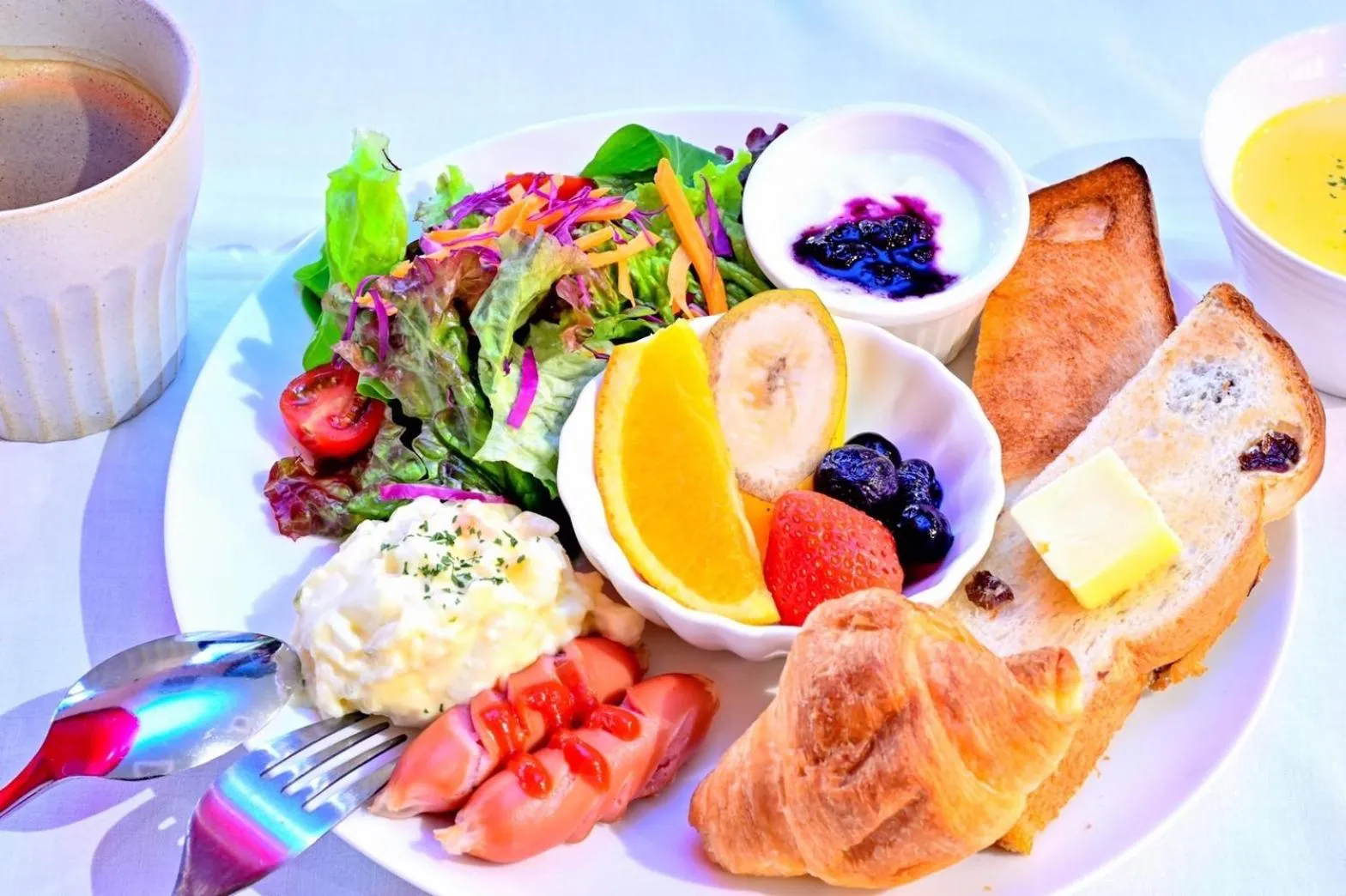 Restaurant/places to eat in Hotel S-Presso South II