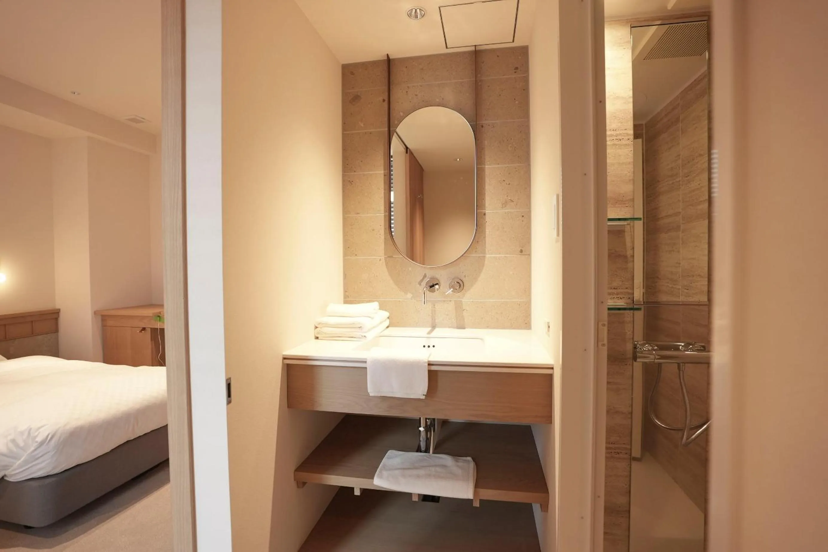 Bathroom, Bed in Hotel S-Presso South II