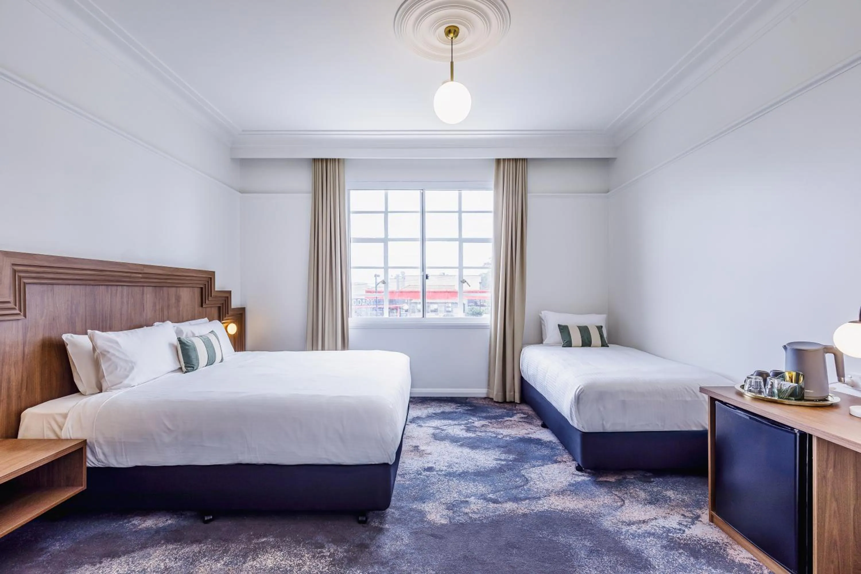 Bed in The Lakes Hotel, Rosebery