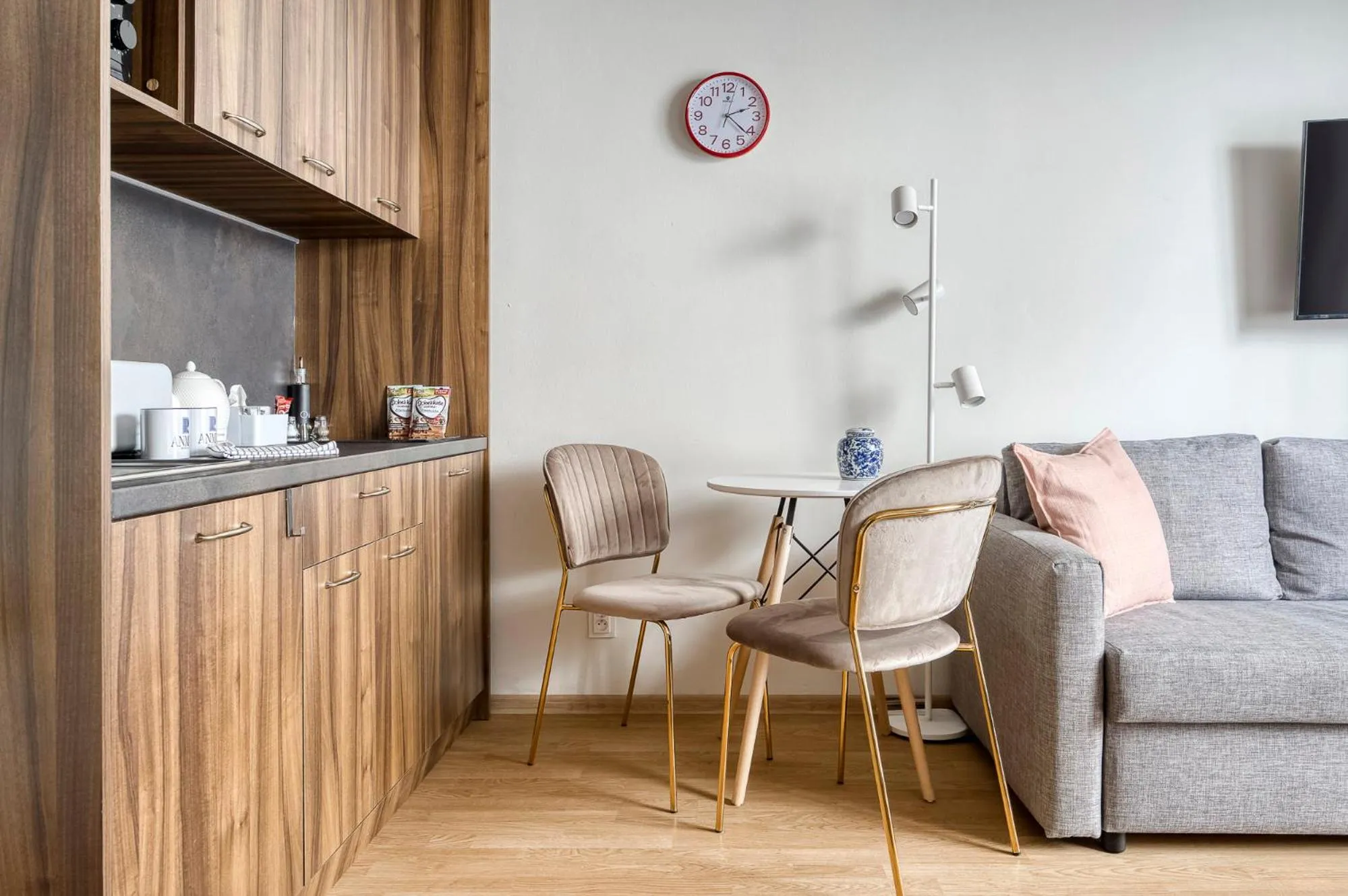 Dining area in Anmut by Revelton
