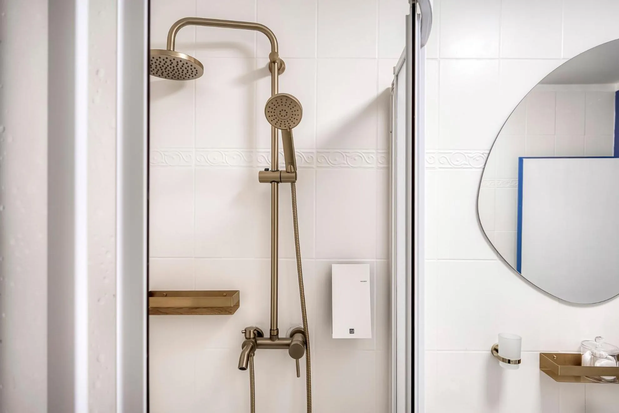 Shower in Anmut by Revelton