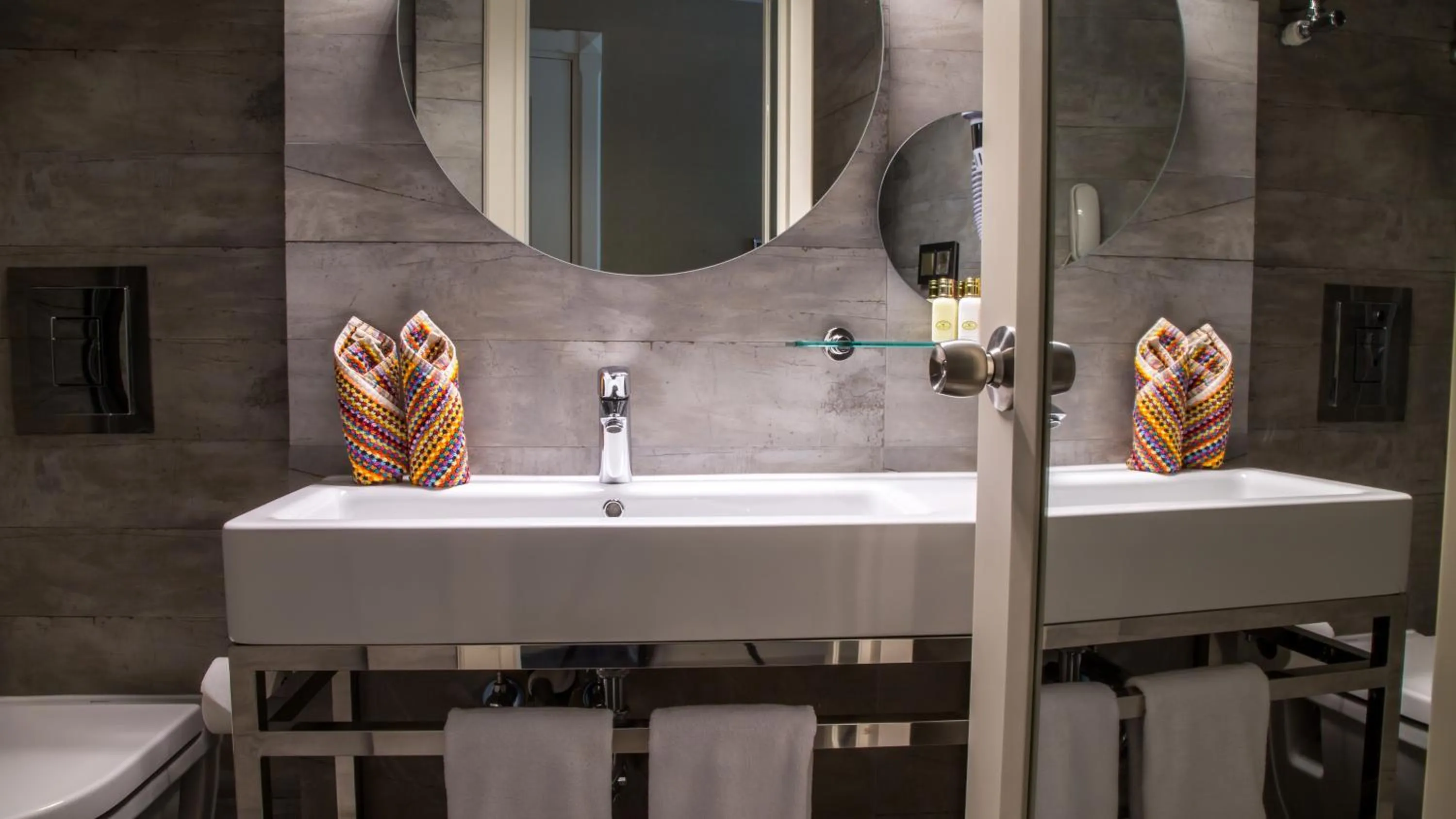 Bathroom in Barbera Hotel