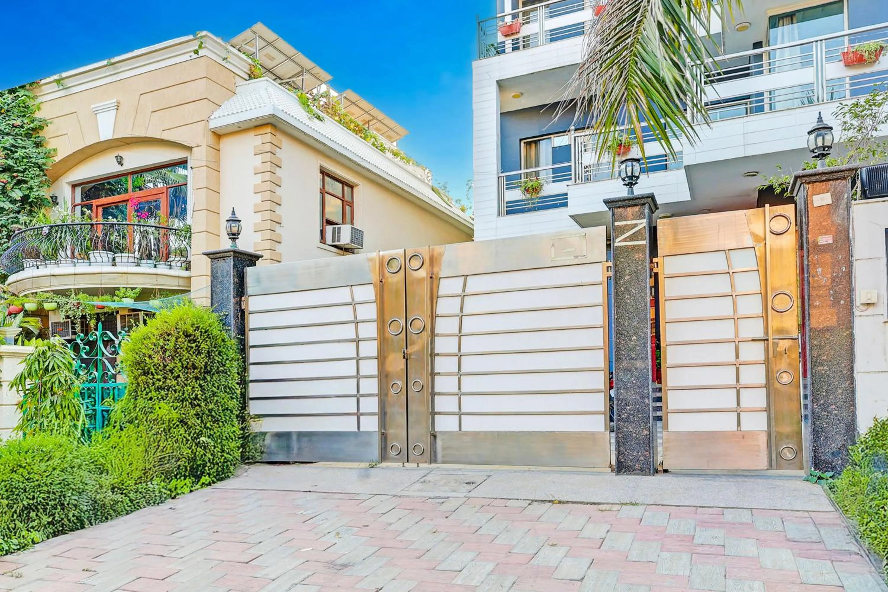 Facade/entrance in Super Townhouse Sector 49 Sohna Road