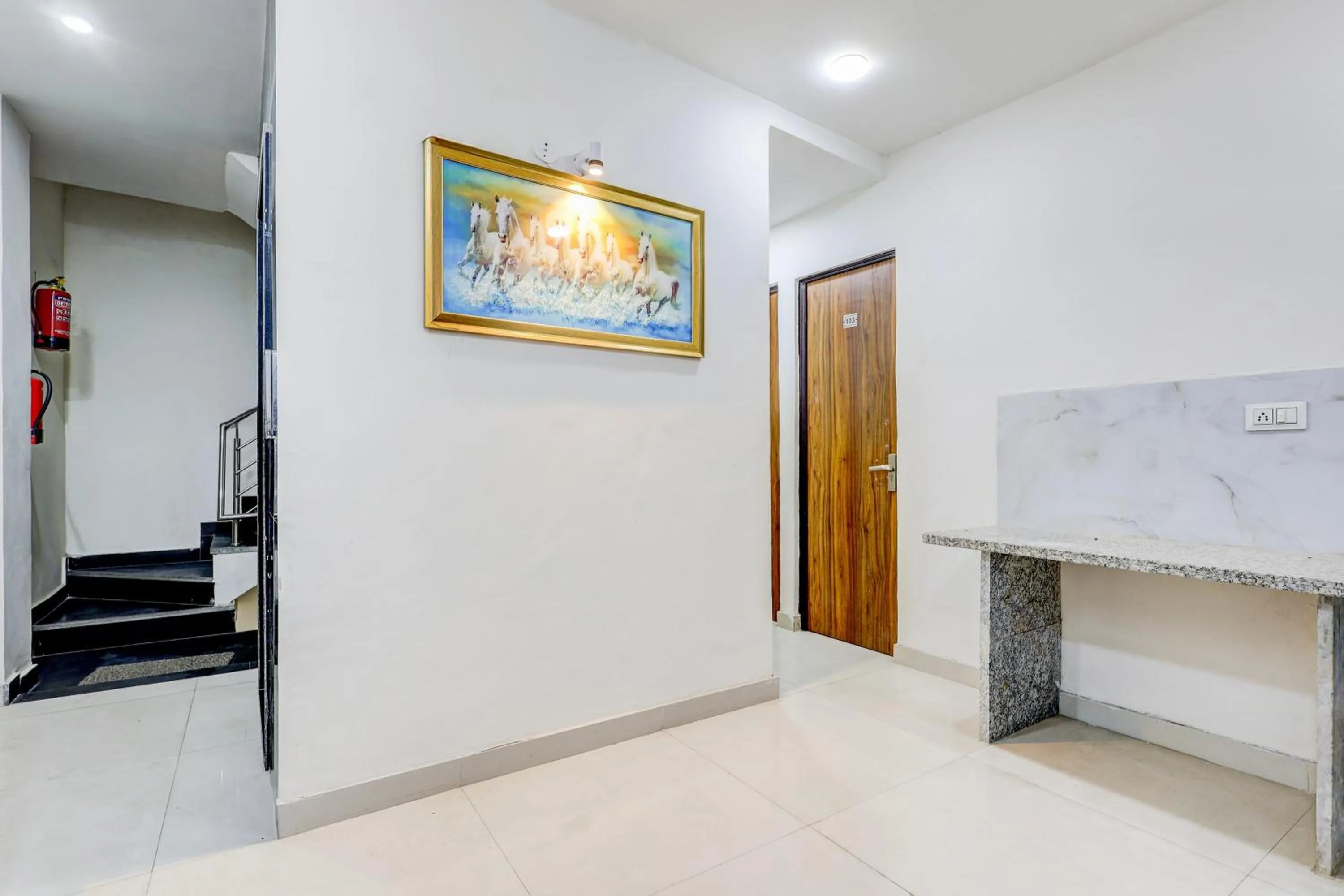 Lobby or reception in Super Hotel O Sector 25 Near Iskcon Temple Formerly Hotel Amazing House