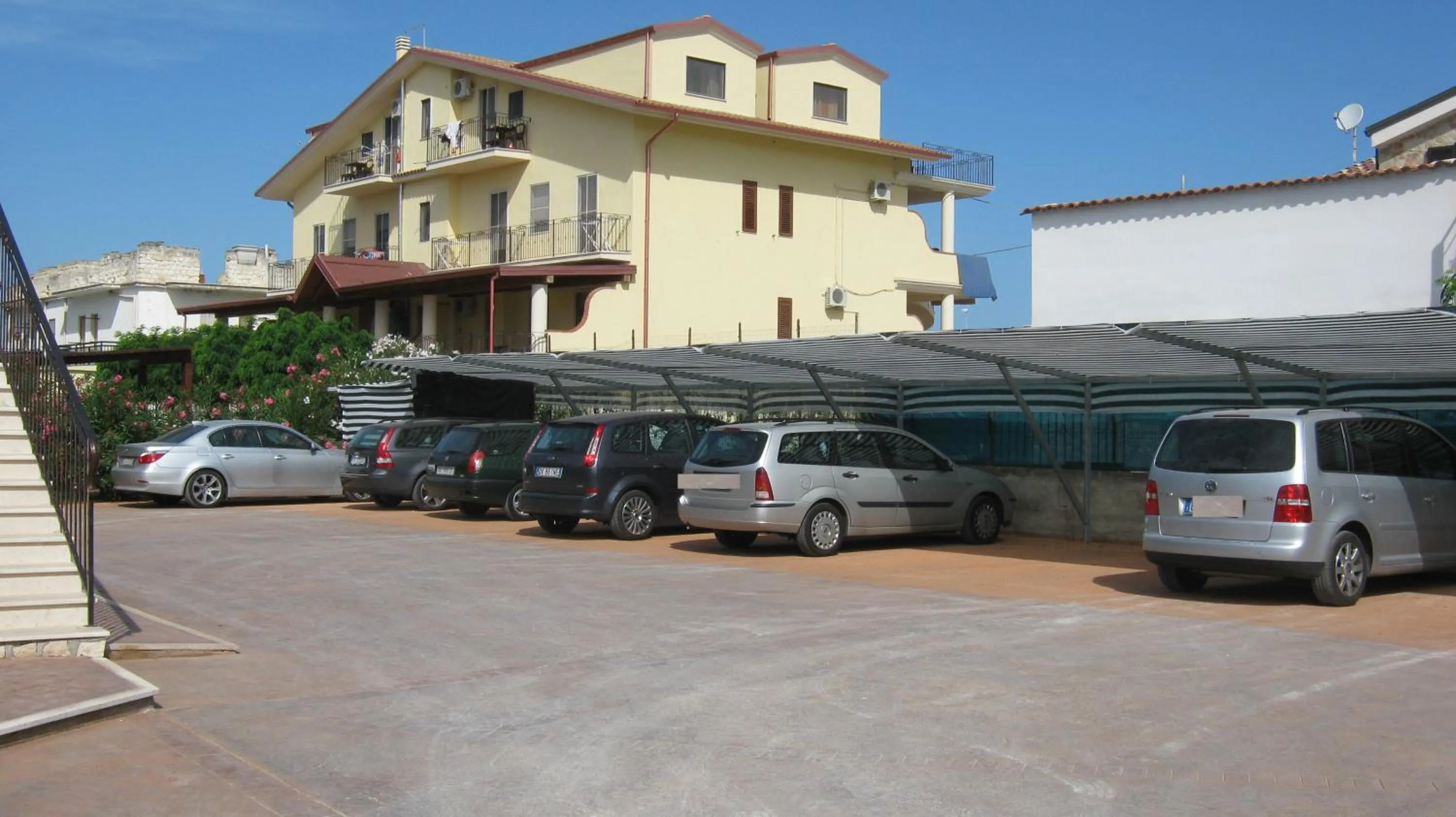 On site in Green Park Residence