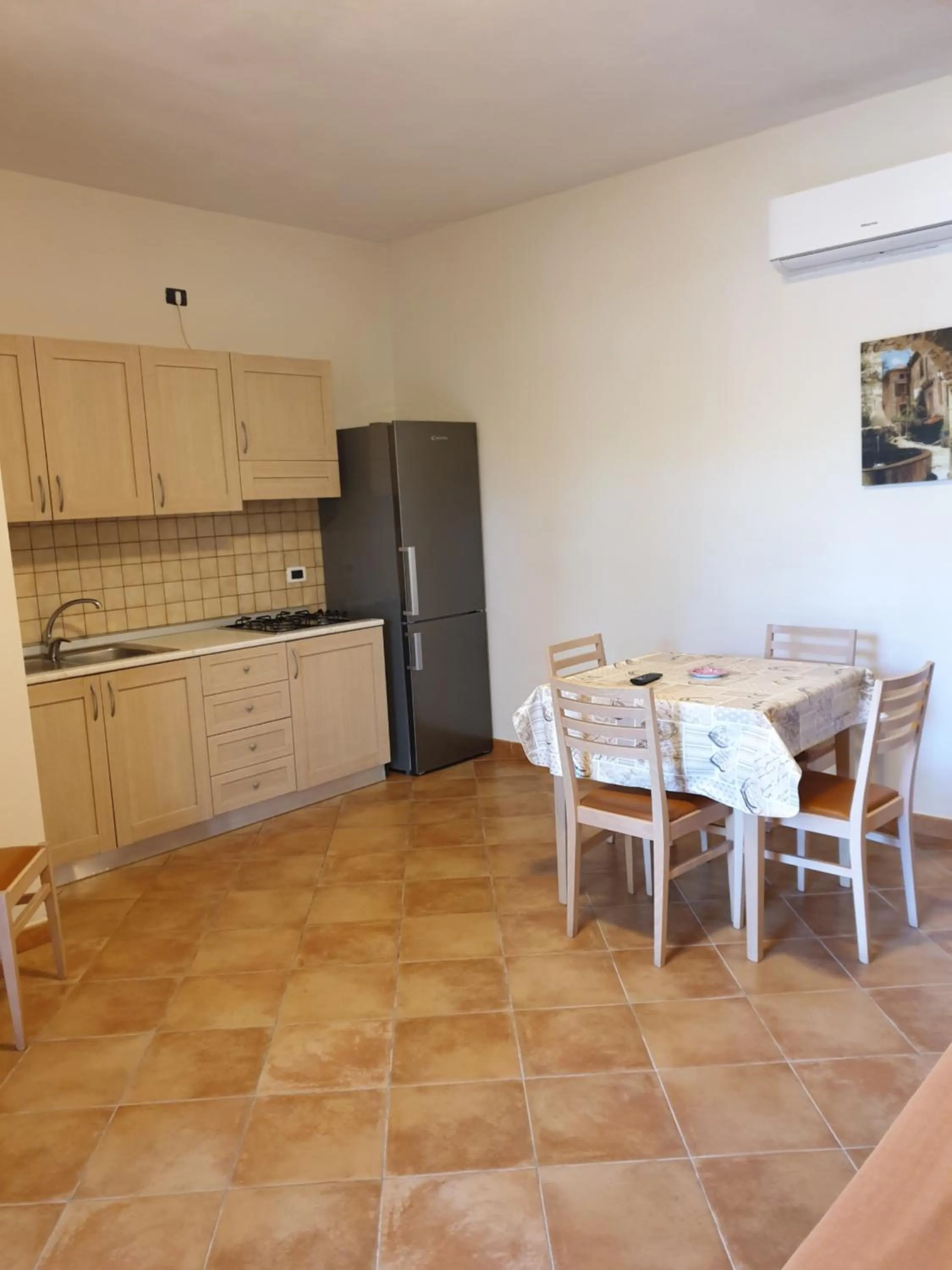 Kitchen or kitchenette in Green Park Residence
