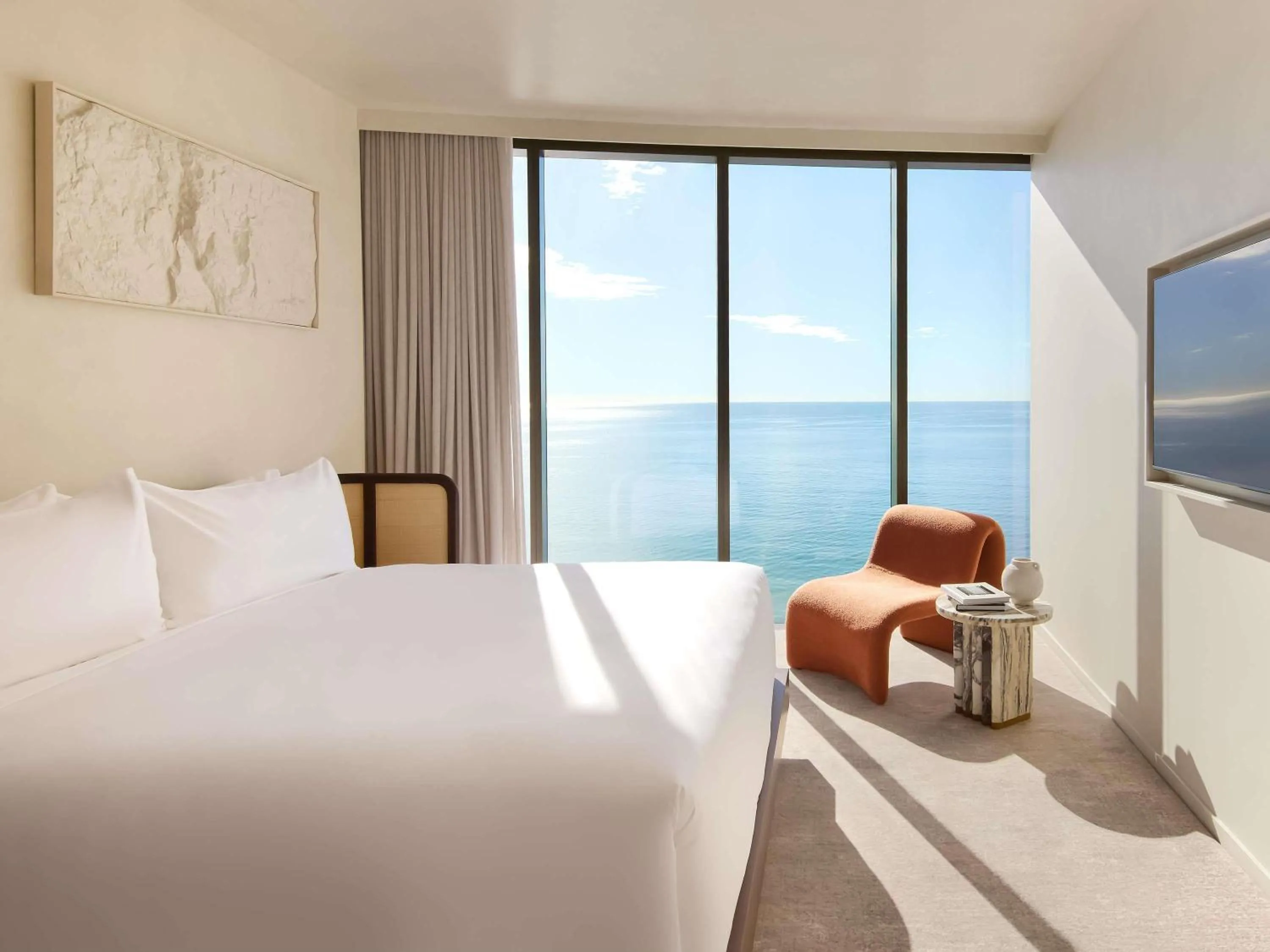 Bedroom, Bed in Mondrian Gold Coast