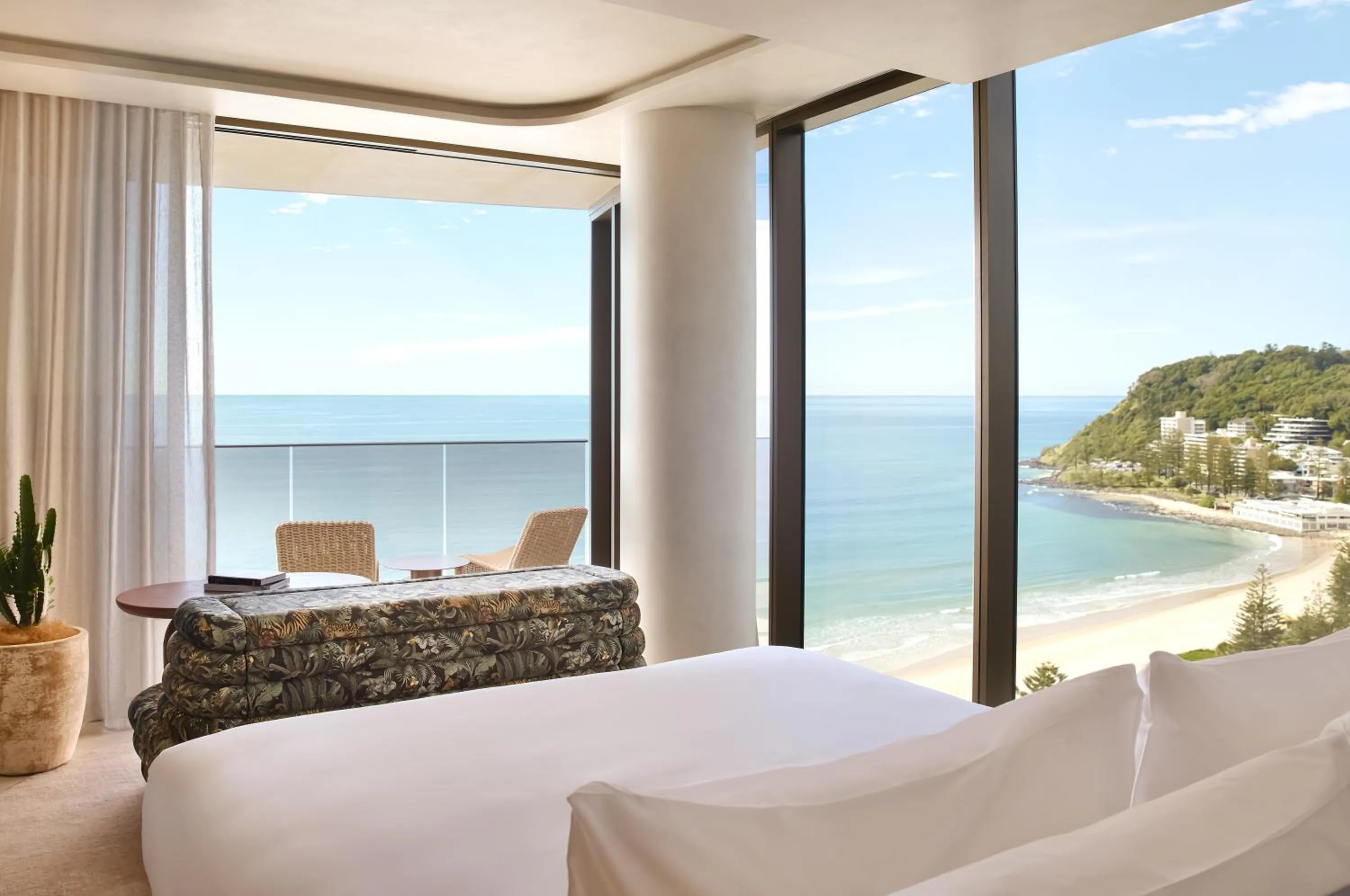 Bedroom, Bed in Mondrian Gold Coast