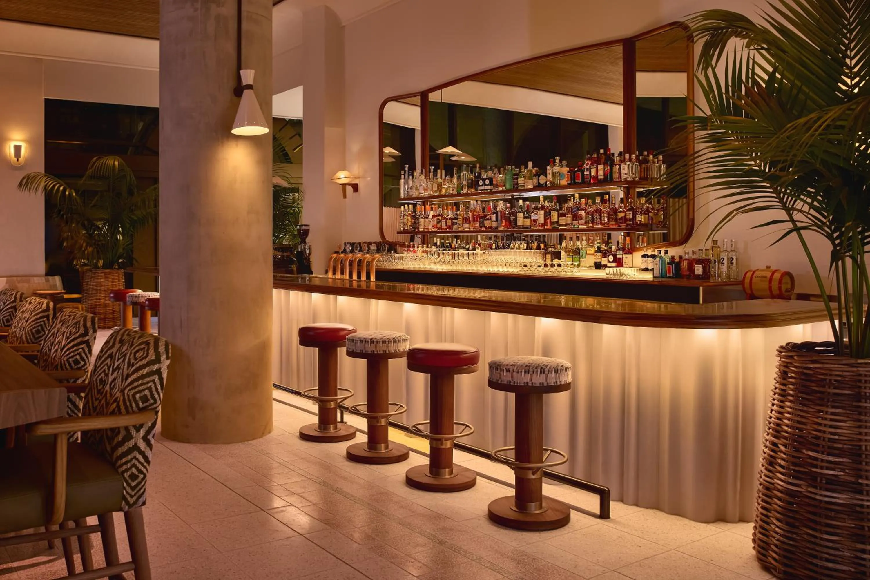 Lounge or bar in Mondrian Gold Coast