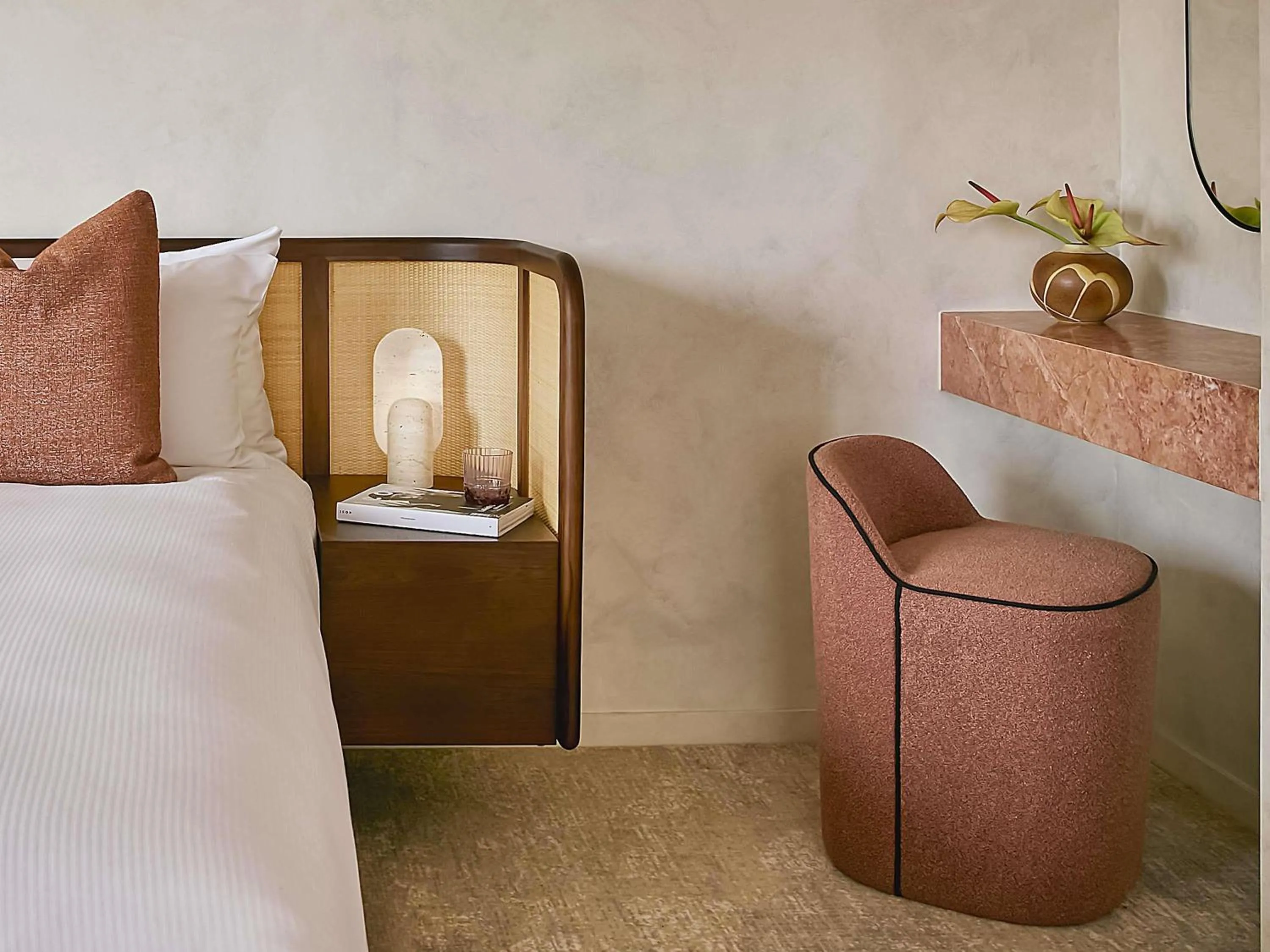 Bedroom, Bed in Mondrian Gold Coast