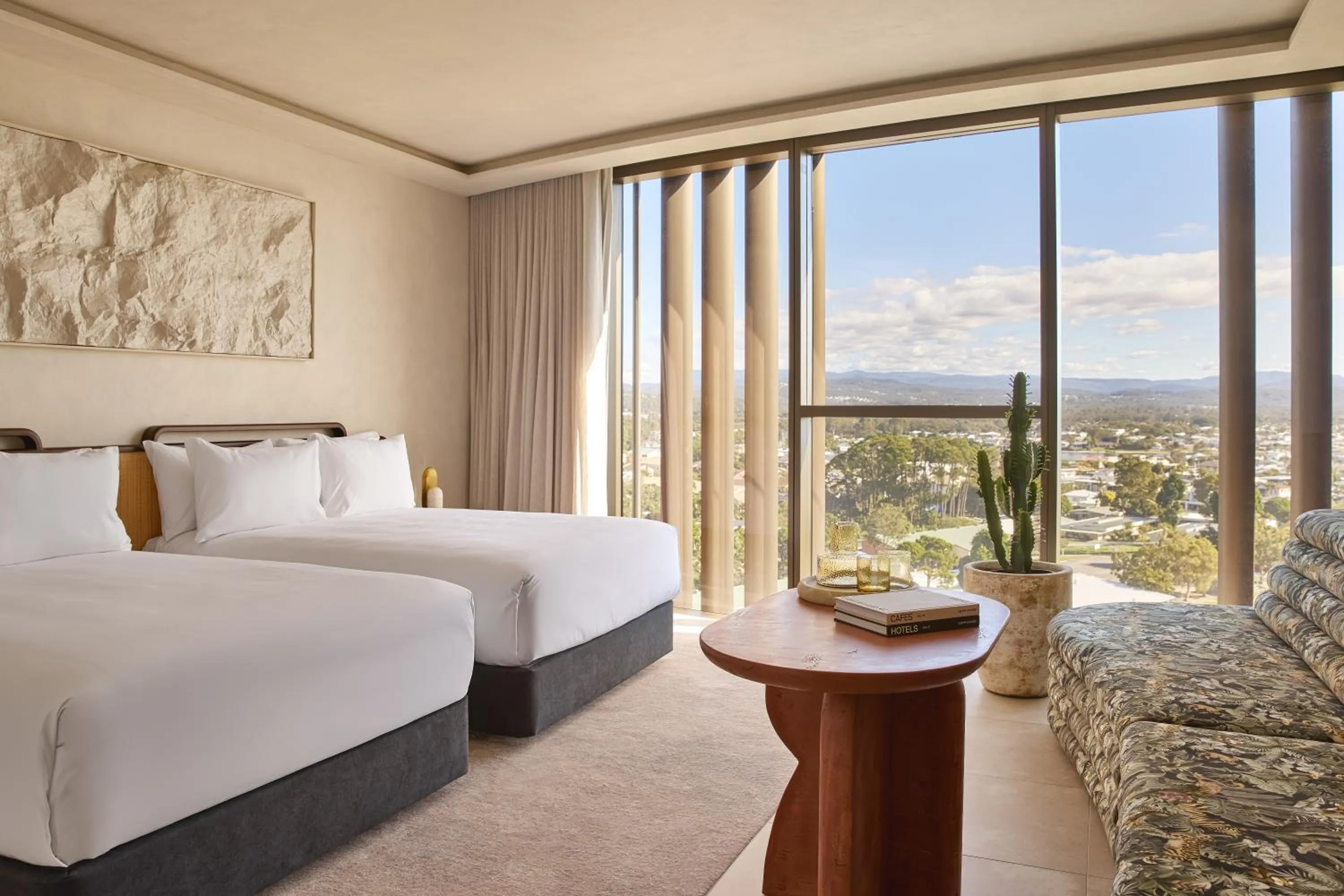 Bedroom, Bed in Mondrian Gold Coast