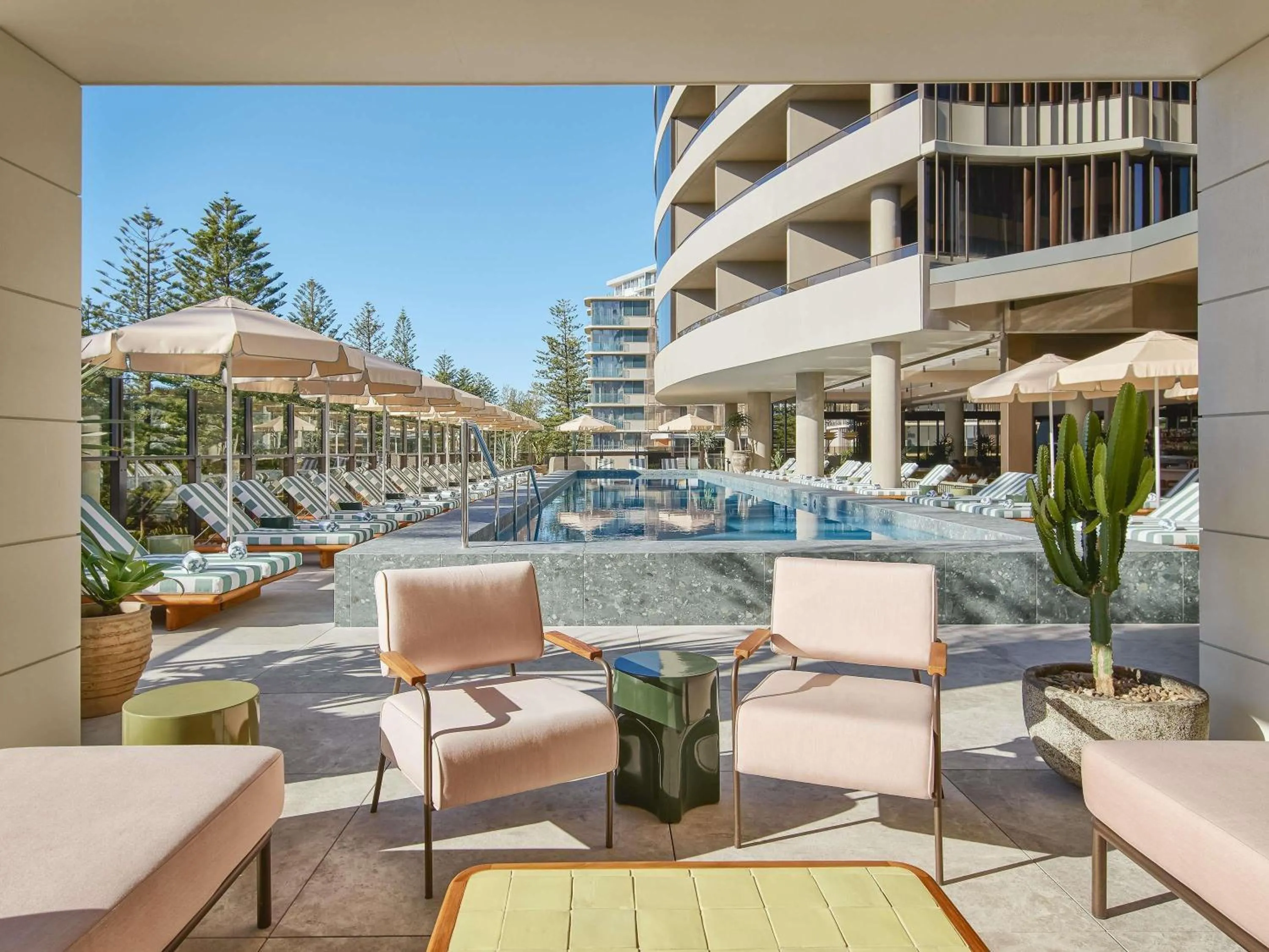 Lounge or bar in Mondrian Gold Coast