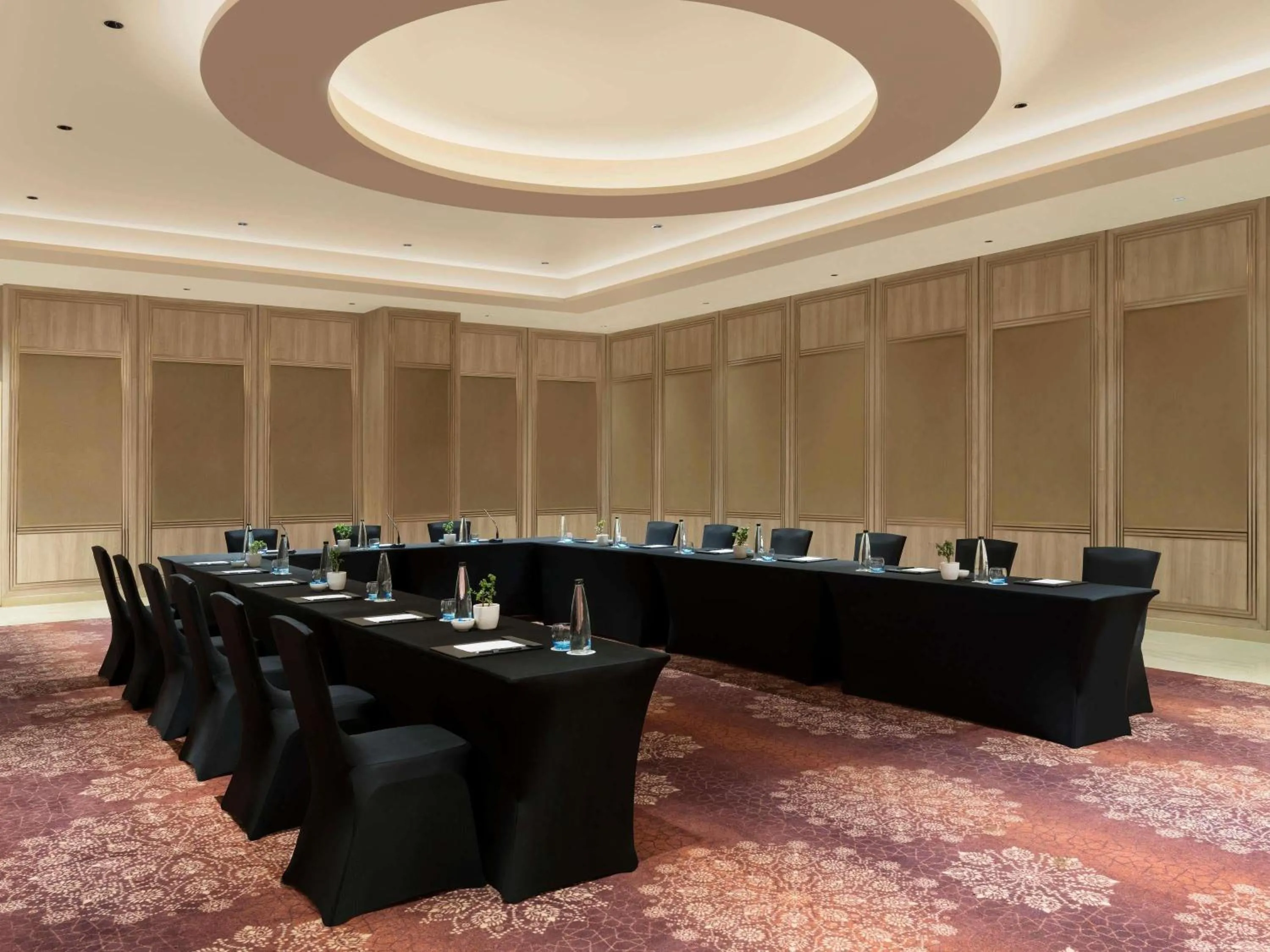 Meeting/conference room in Mercure Lucknow Gomti Nagar