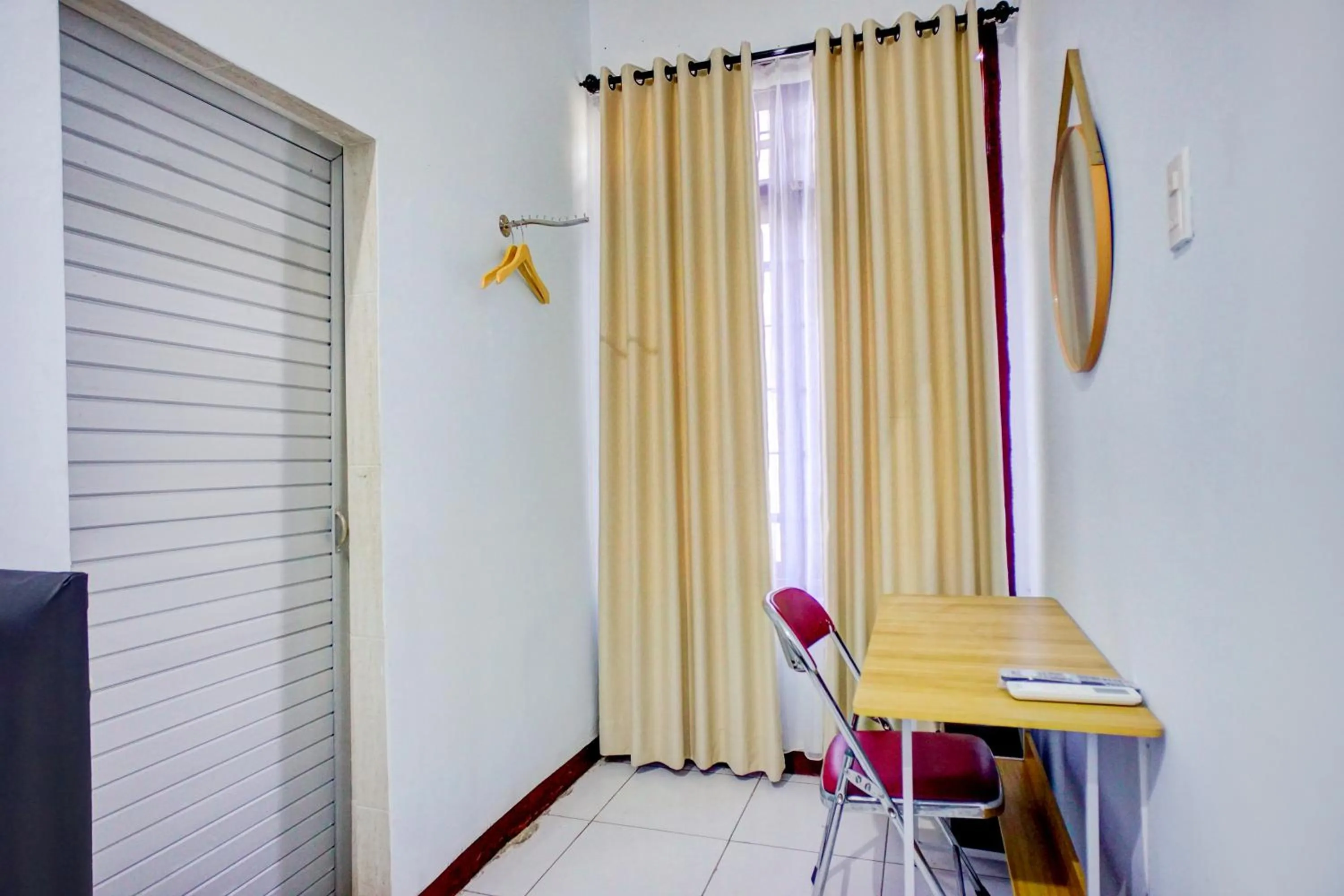 Bedroom in Hotel O Krakatau Near Universitas Muhammadiya Sumatra Utara ( UMSU )