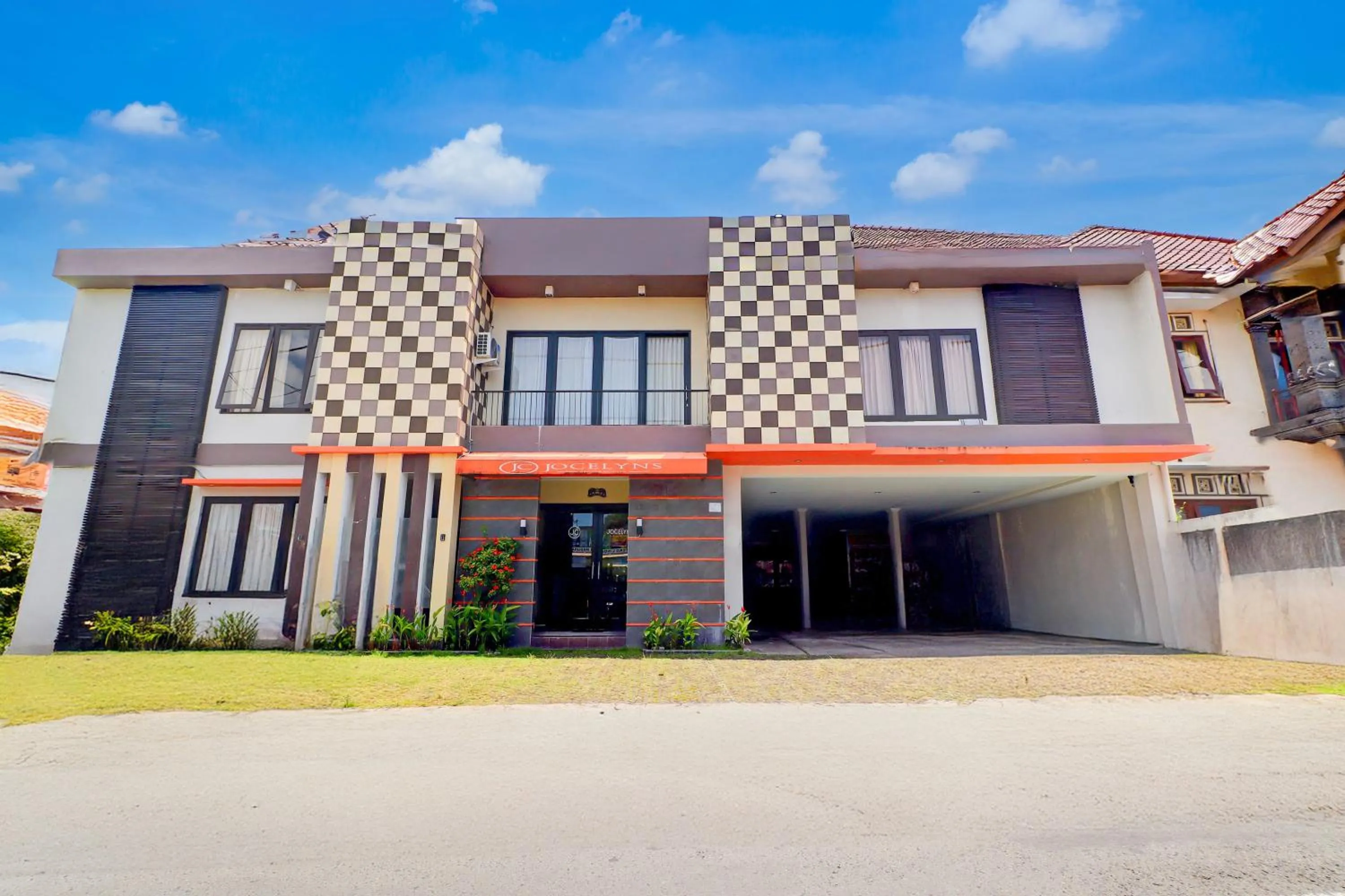 Facade/entrance in Collection O Near Bali Royal Hospital Renon Formerly JC Boutique Hotel