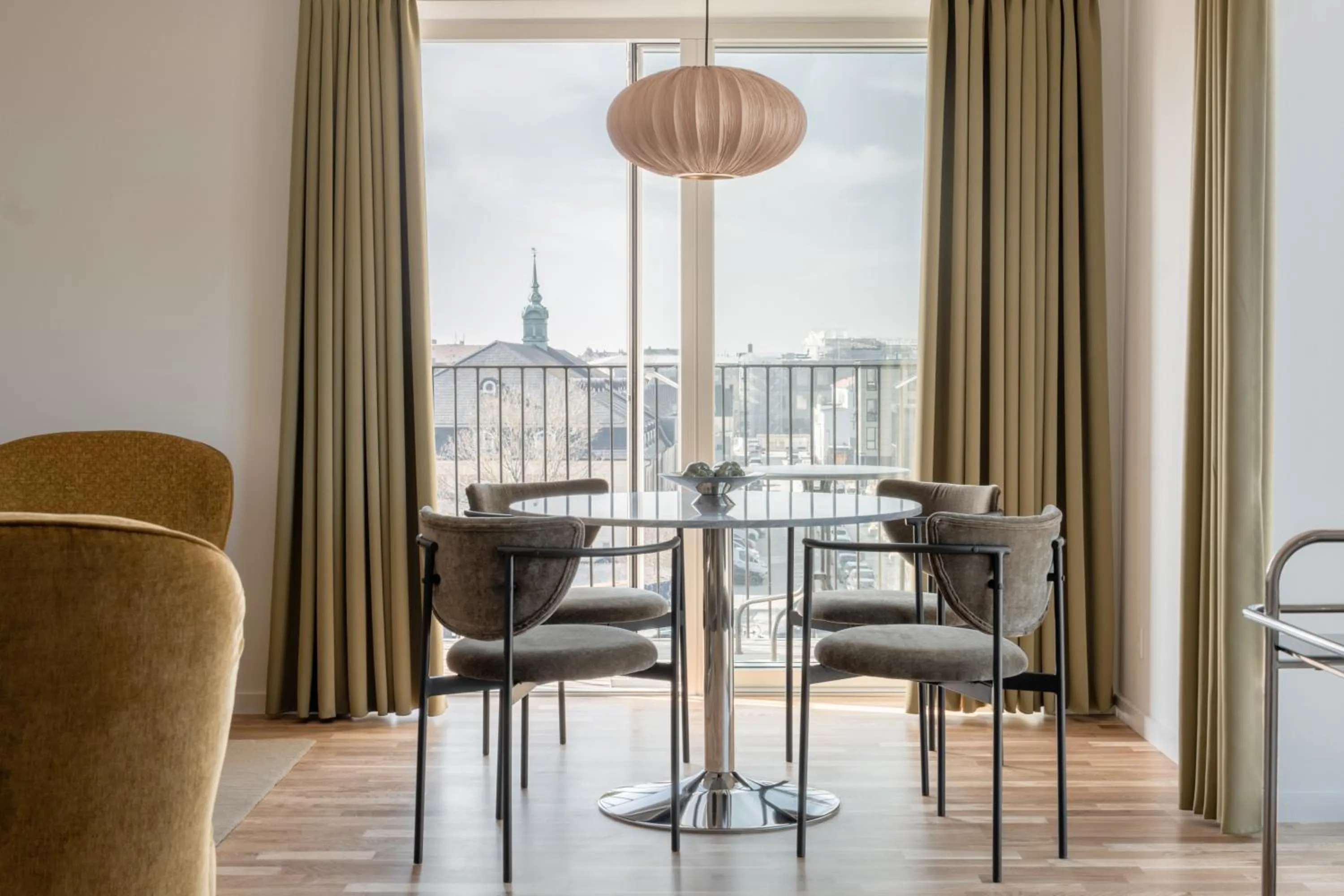 Dining area in Clover House by Daniel&Jacob's