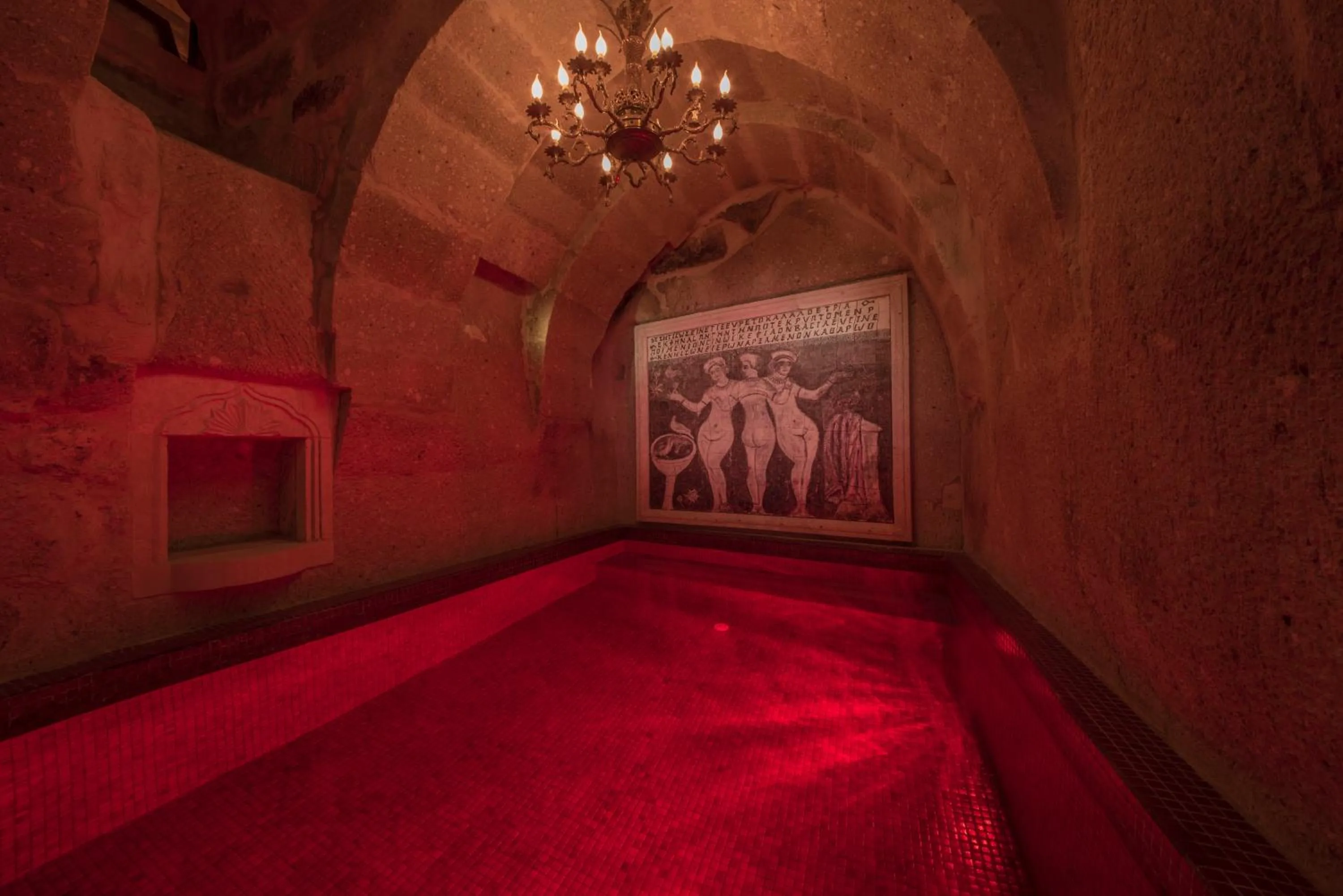 Swimming pool in Elika Cave Suites & Spa