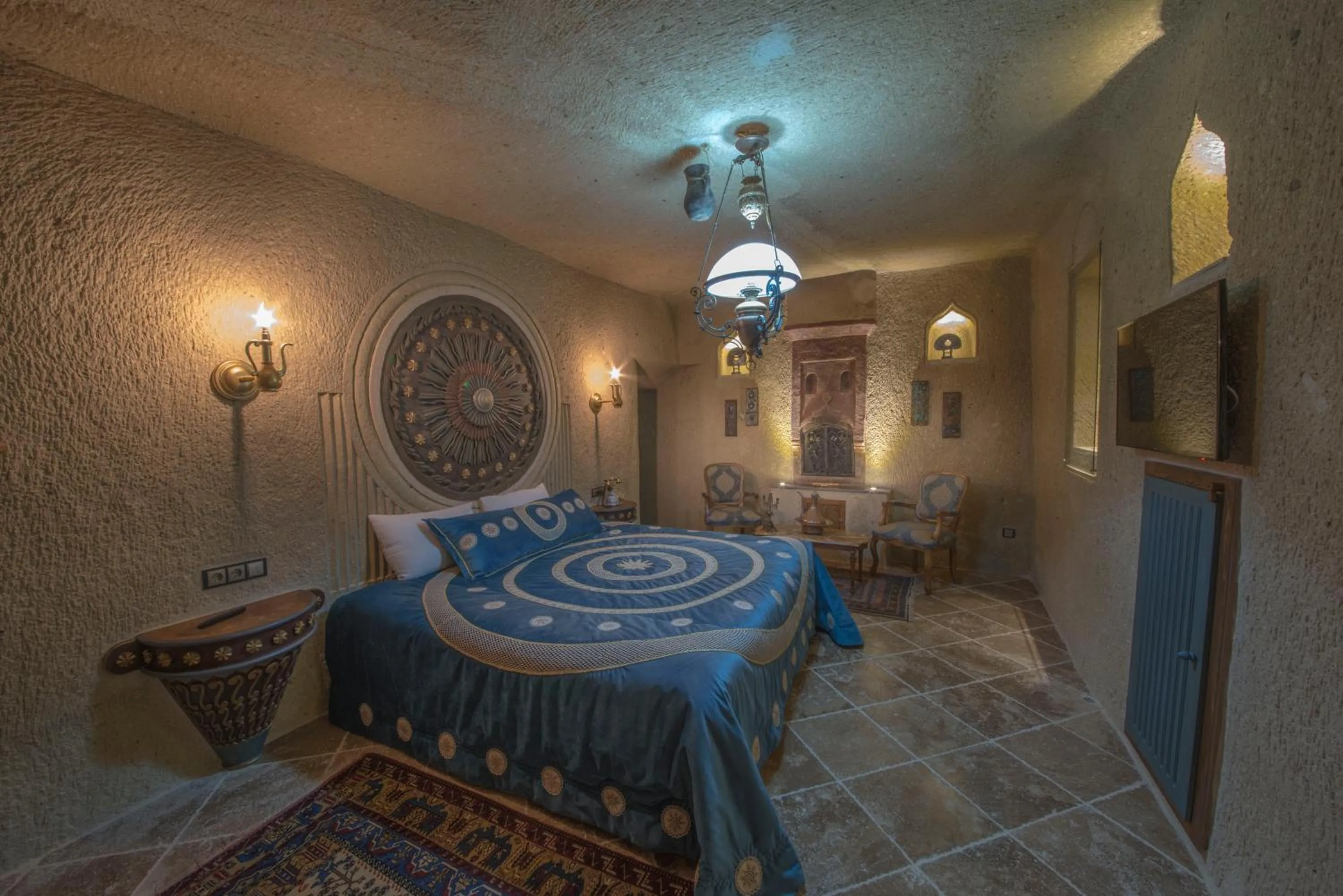 Photo of the whole room in Elika Cave Suites & Spa