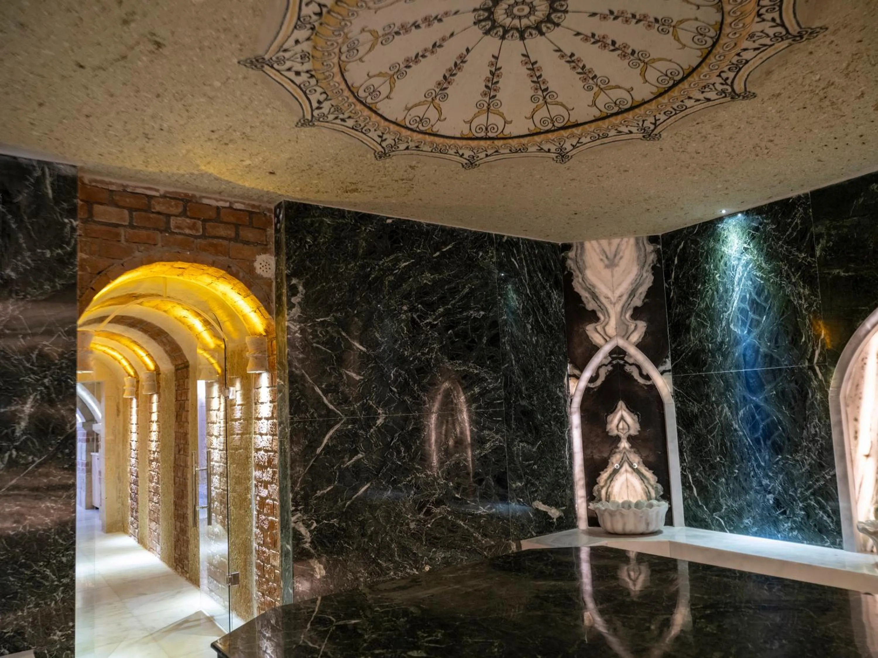 Sauna in Elika Cave Suites & Spa