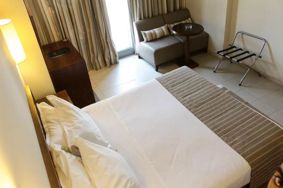 Bedroom, Bed in Hôtel Résidence Le Consul