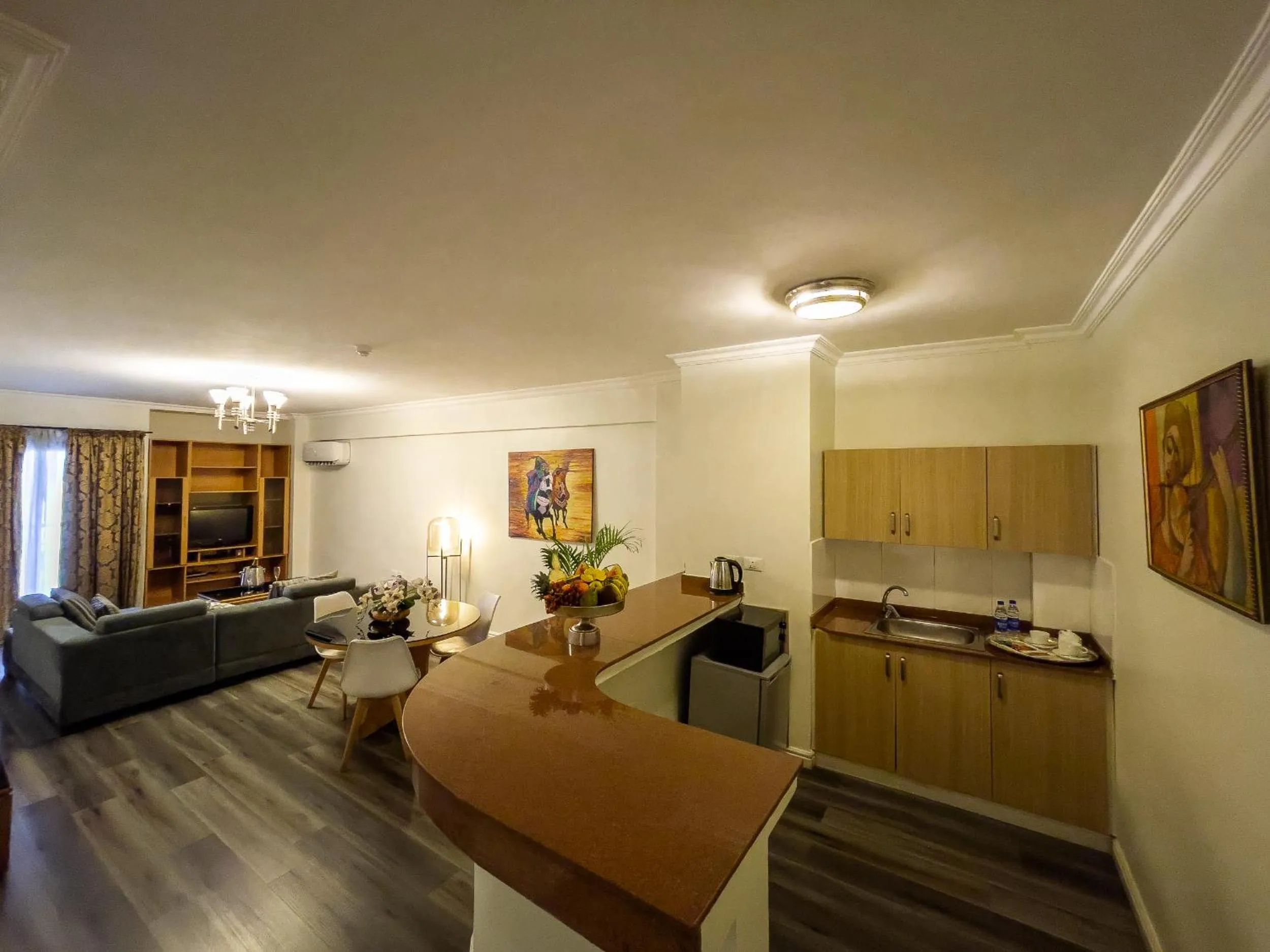 Kitchen or kitchenette in Maroko Bayshore Suites