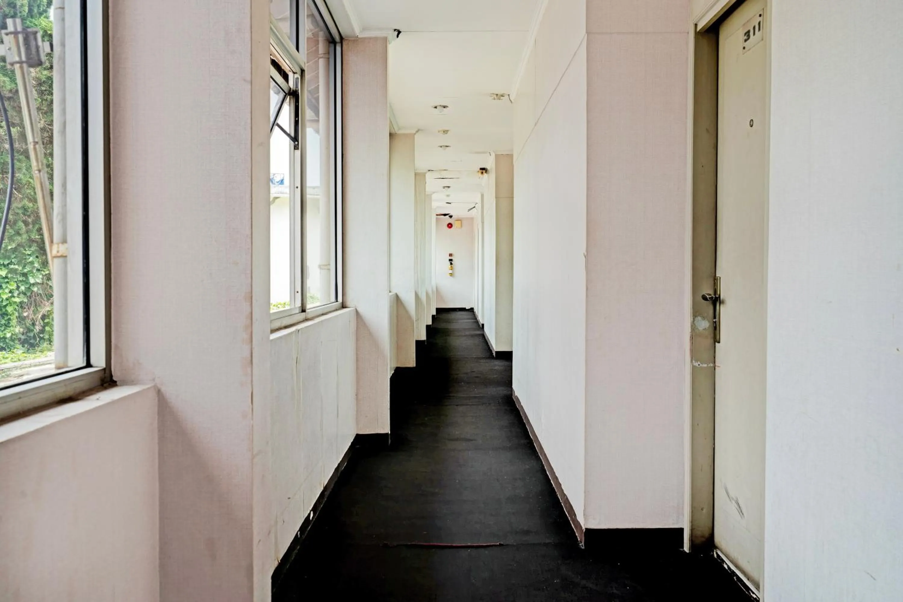 Lobby or reception in Collection O Lembang Near Dusun Bambu Formerly Hotel Bilique