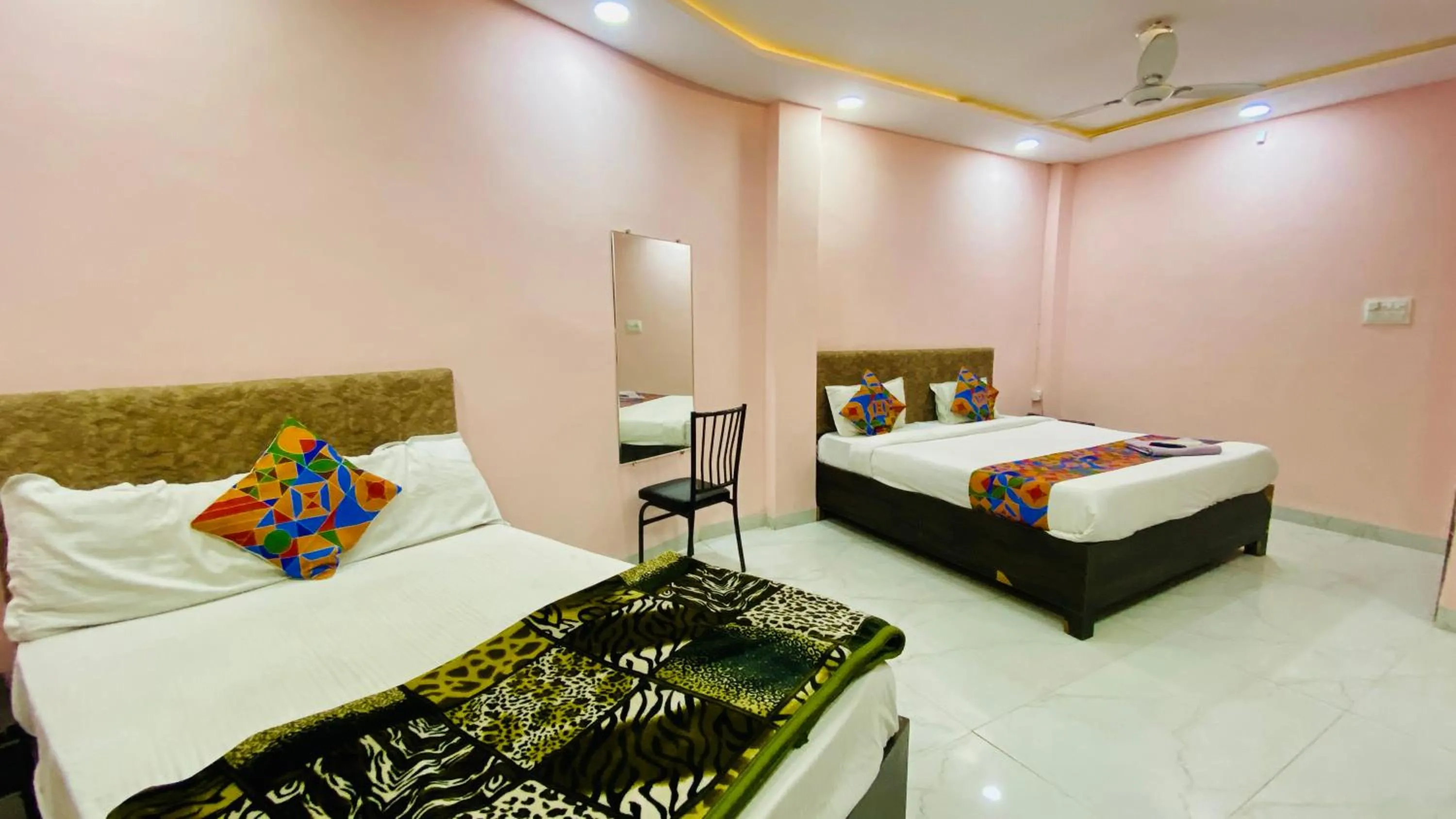 Bed in Hotel Dev Shree