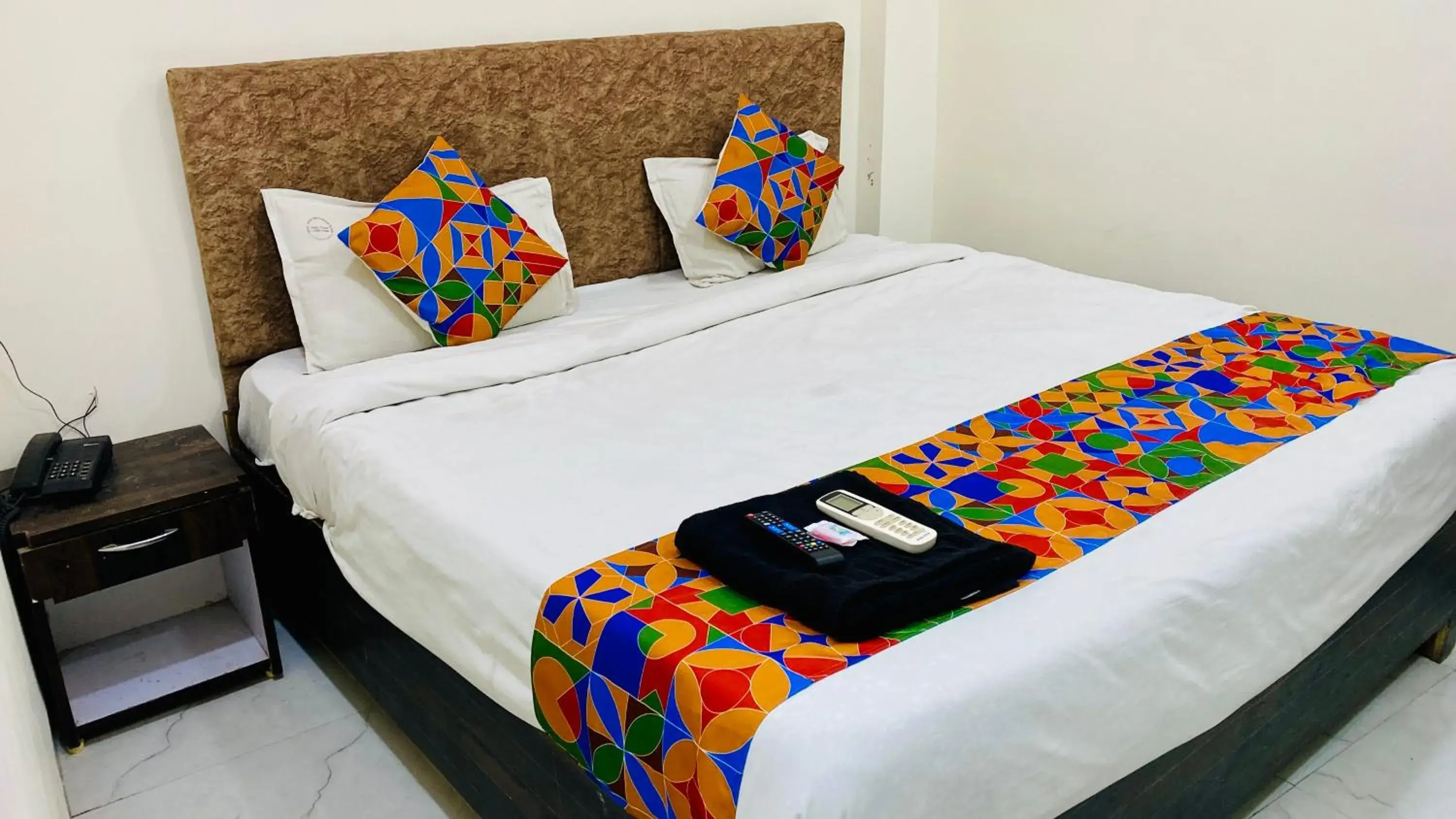 Deluxe Room - single occupancy in Hotel Dev Shree Deluxe Room - single occupancy in Hotel Dev Shree