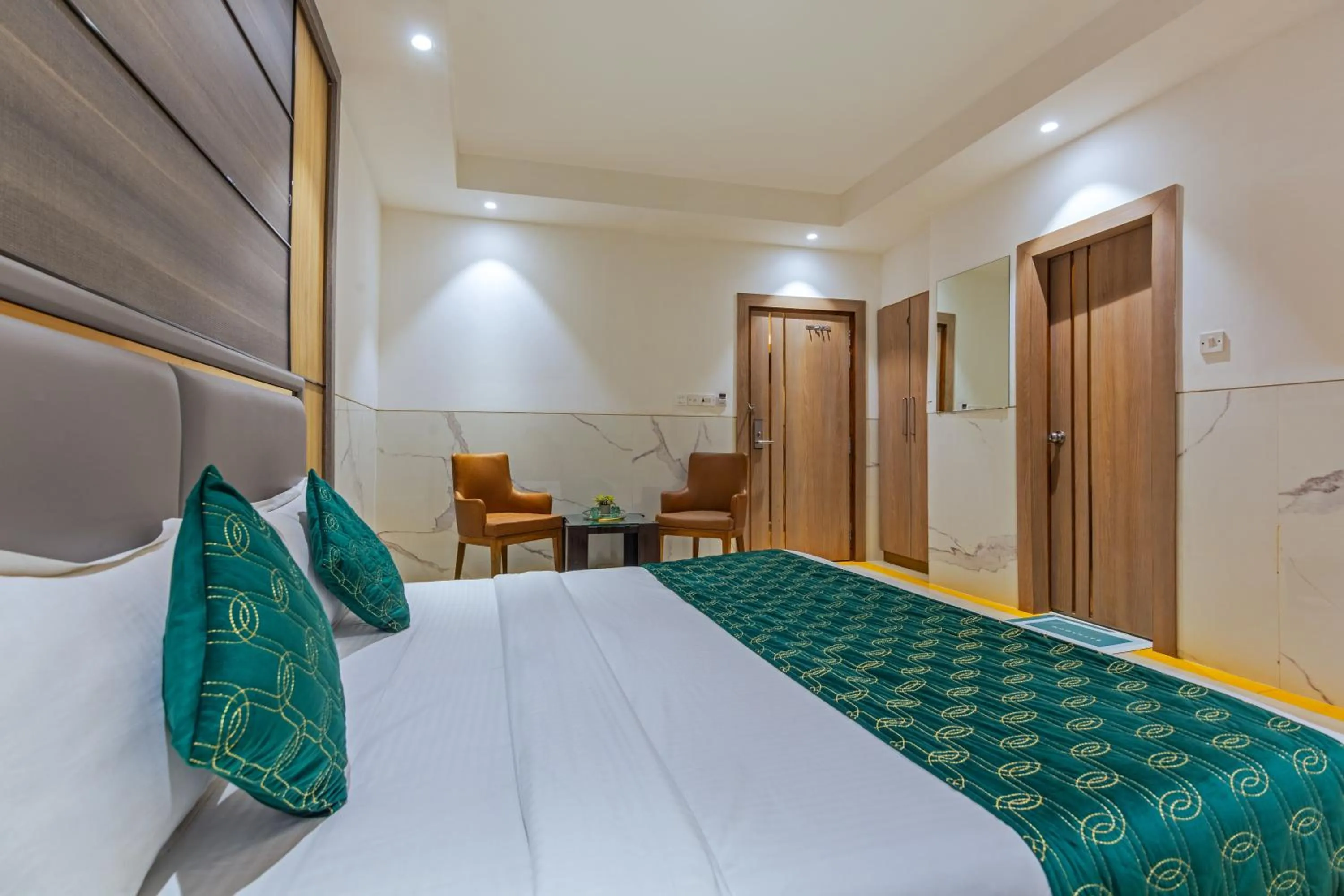 Bed in Hotel DELHI 37 by STAR GROUP
