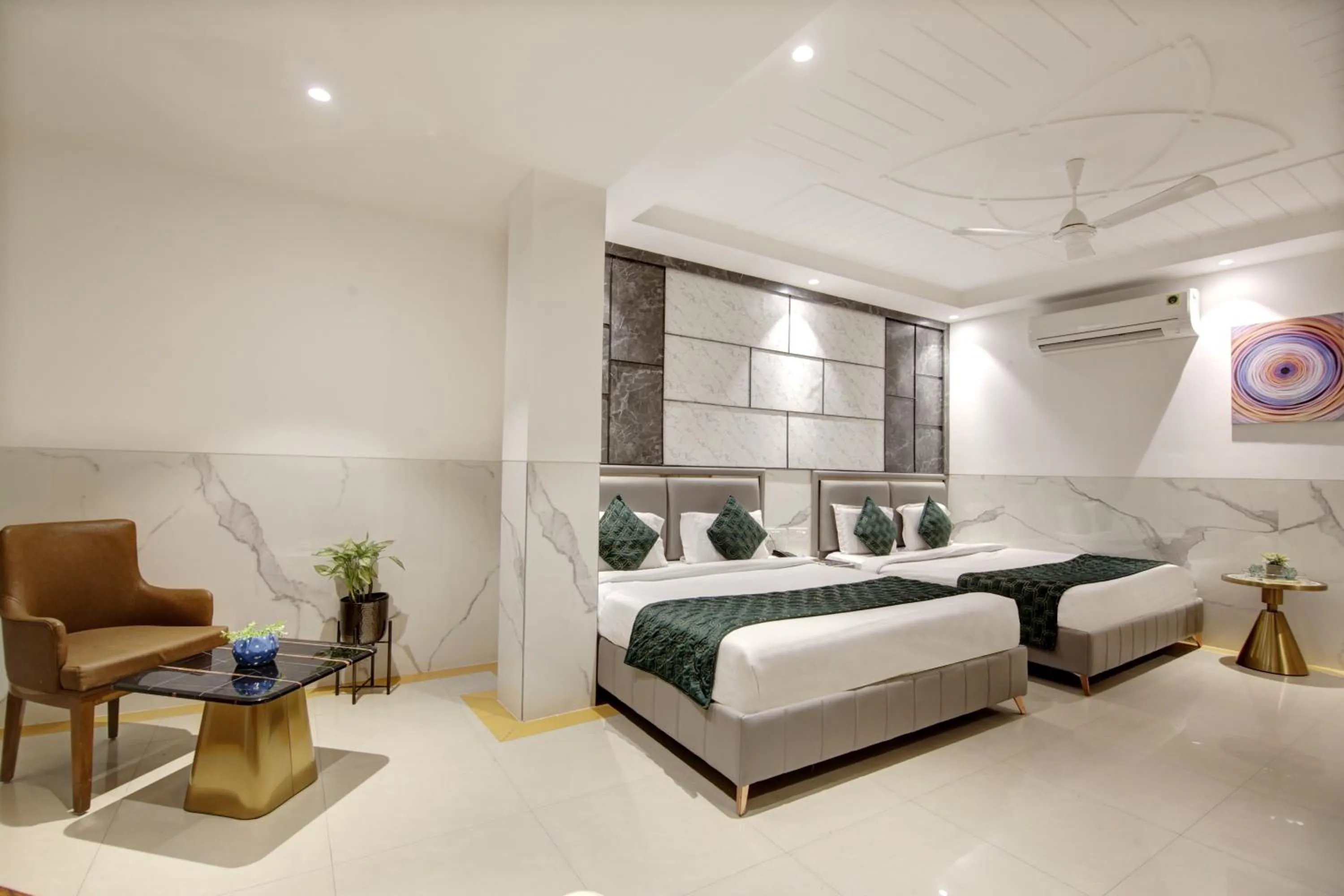 Photo of the whole room, Bed in Hotel DELHI 37 by STAR GROUP