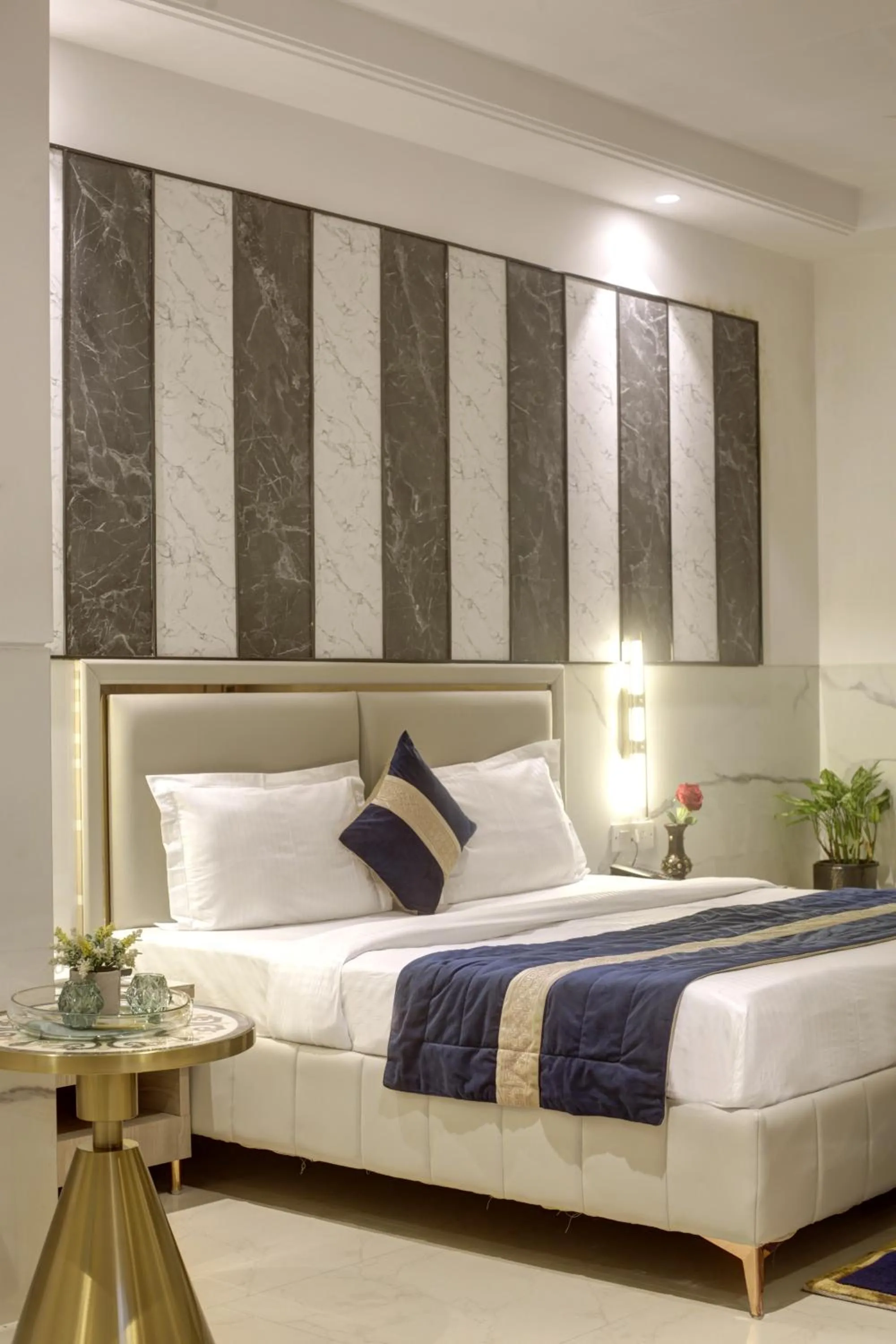 Bed in Hotel DELHI 37 by STAR GROUP
