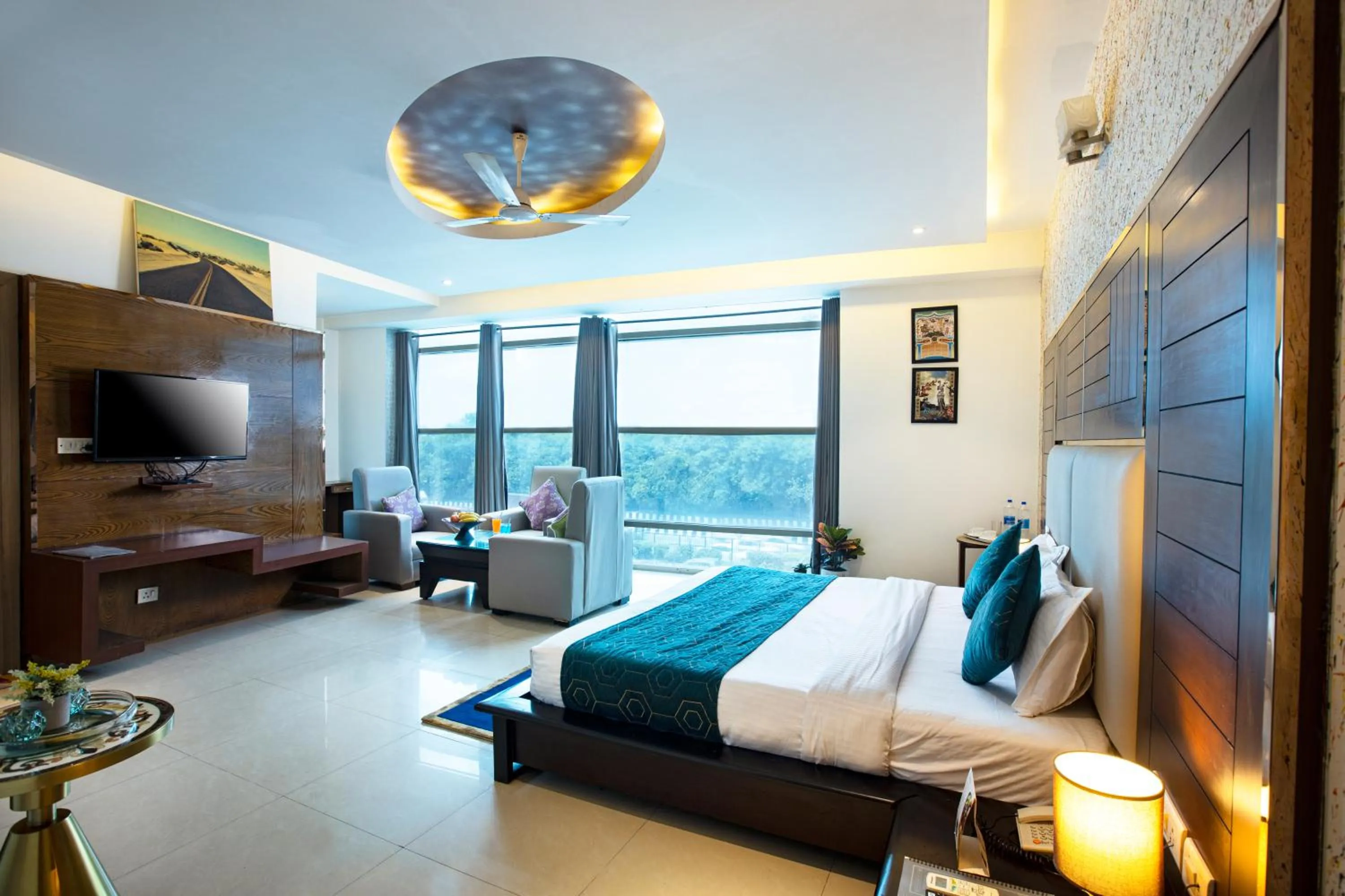 Photo of the whole room, Bed in Hotel DELHI 37 by STAR GROUP