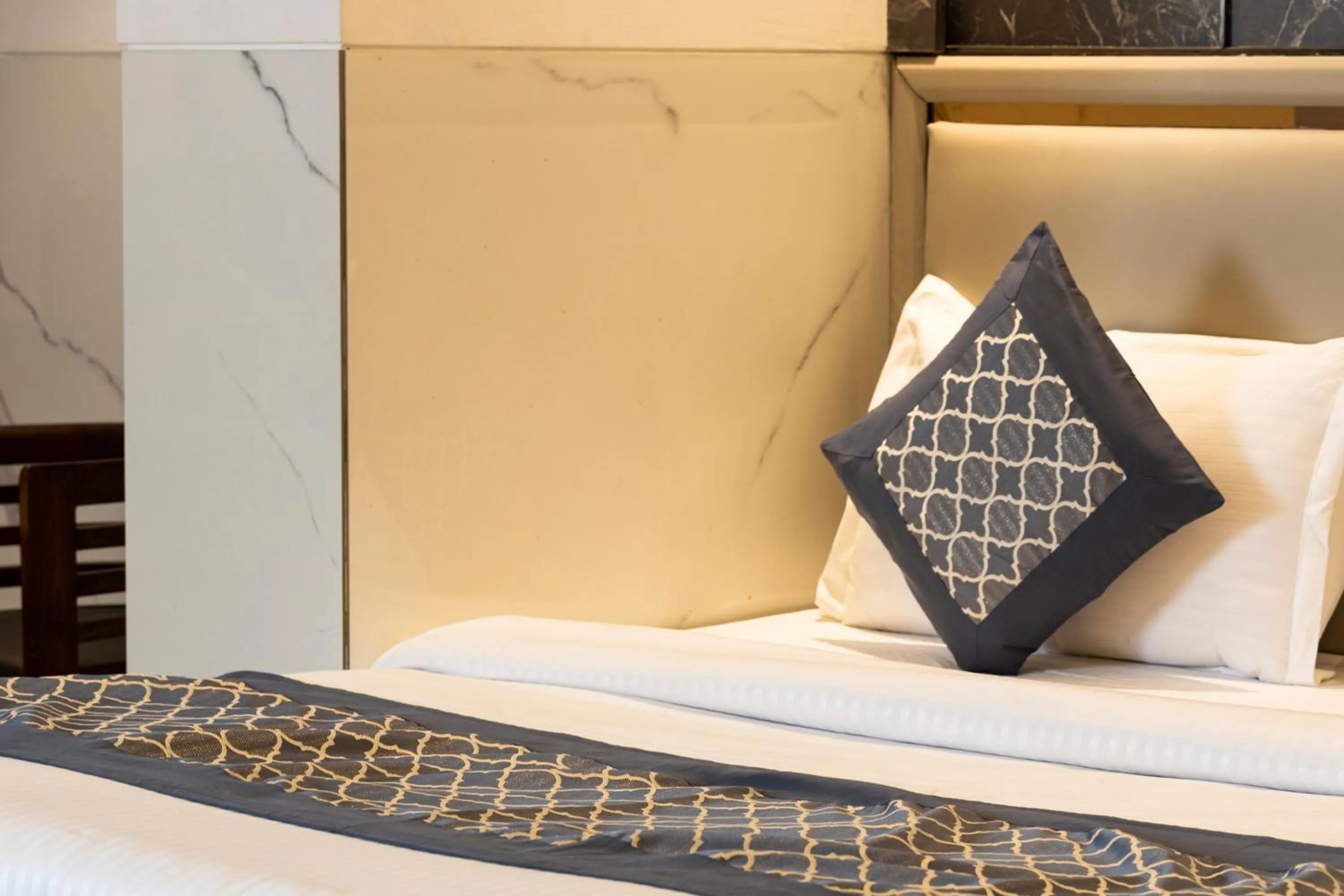 Bed in Hotel DELHI 37 by STAR GROUP