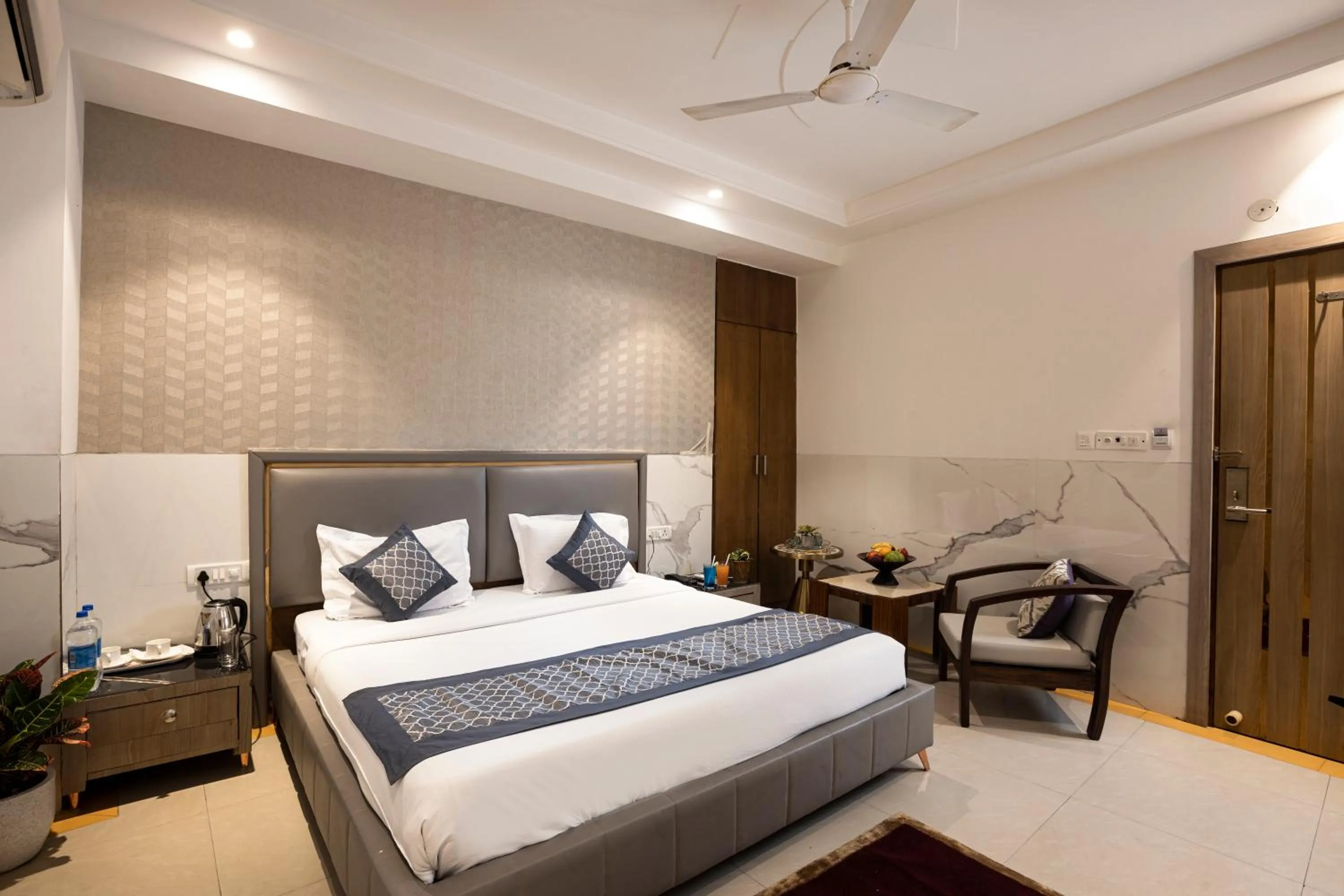 Photo of the whole room, Bed in Hotel DELHI 37 by STAR GROUP