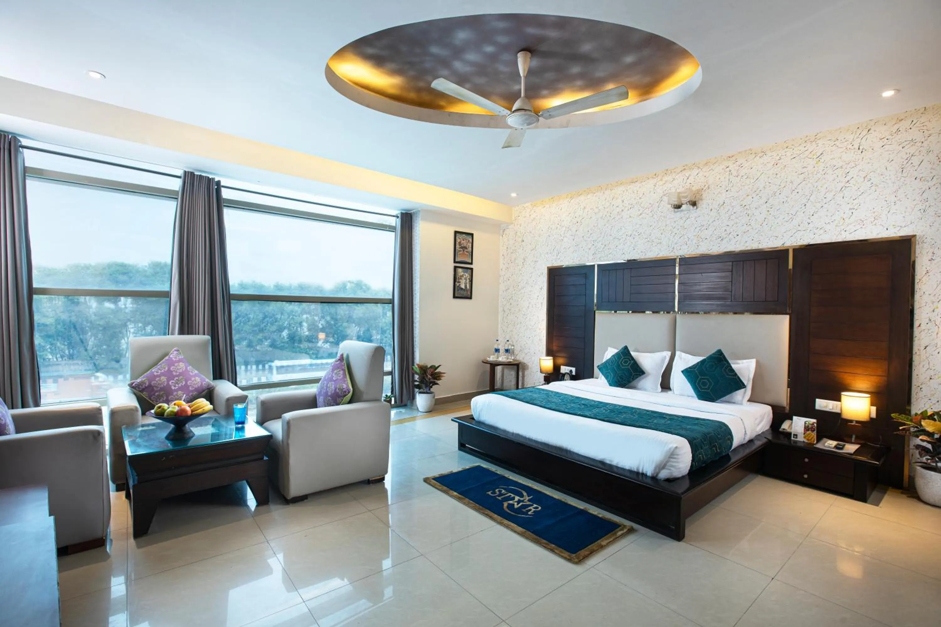 Bed in Hotel DELHI 37 by STAR GROUP