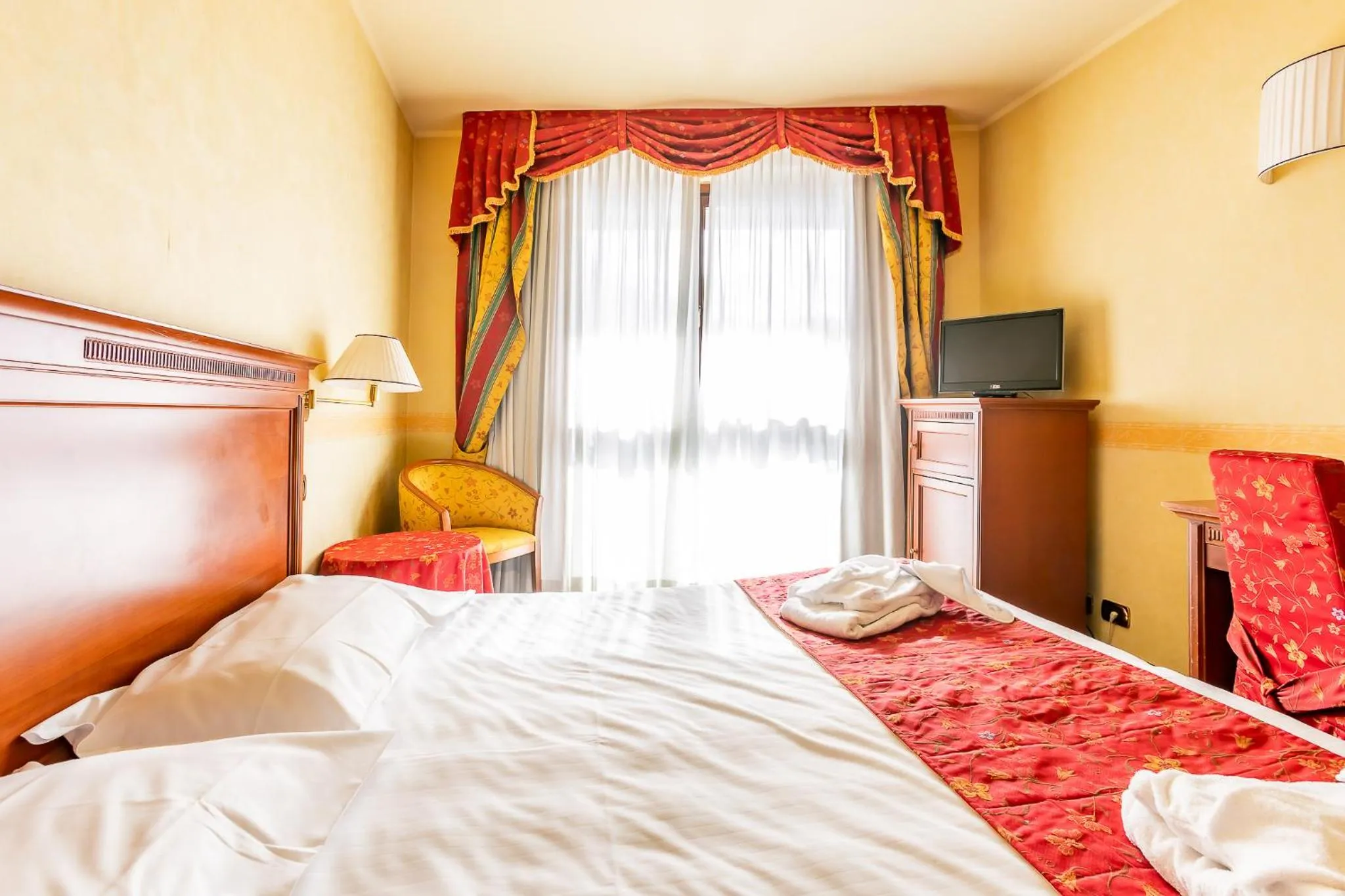 Bed in Hotel Cristallo