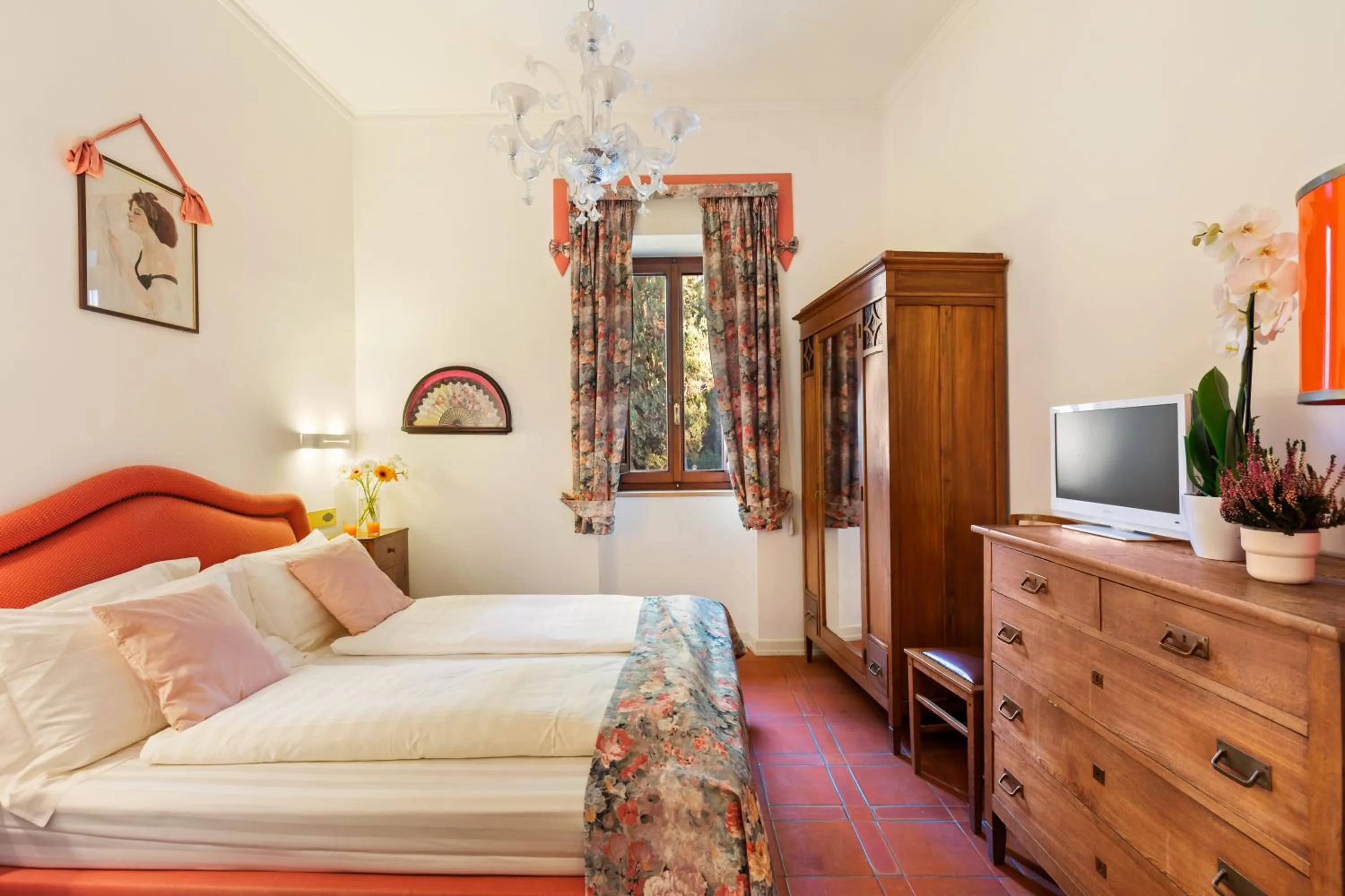 Bed in Villa Pambuffetti