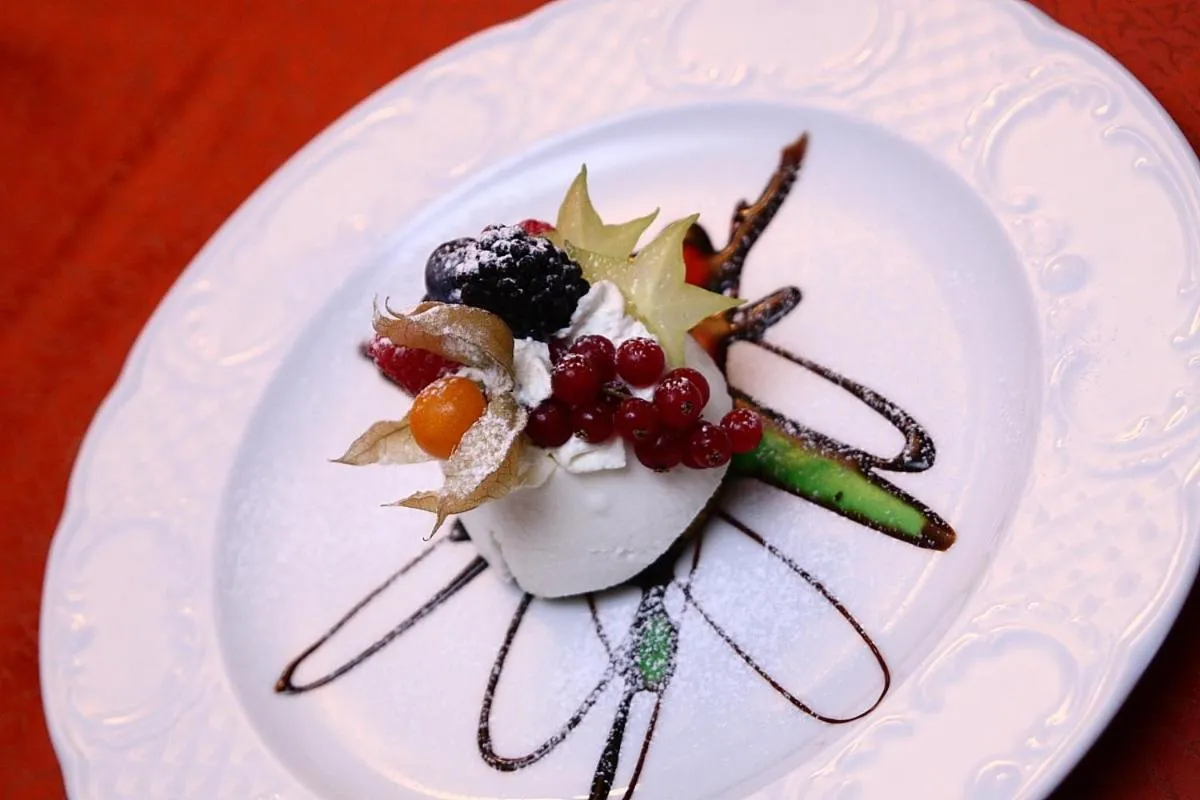 Food in Villa Pambuffetti