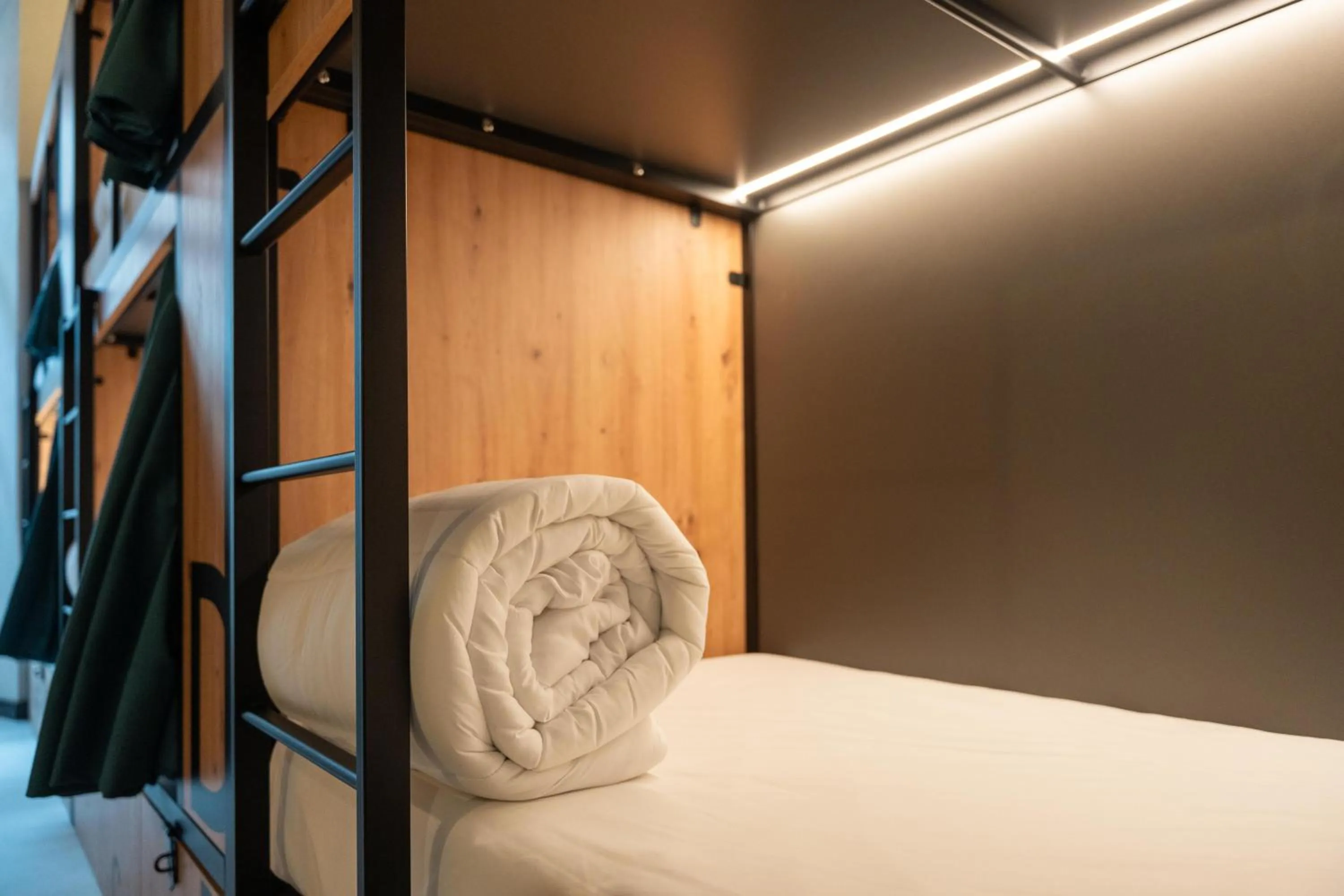 bunk bed, Bed in The Central House Granada Elvira