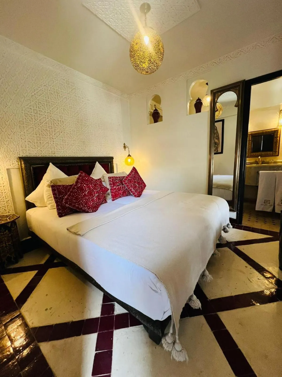 Bed in Riad Rêve d'Or