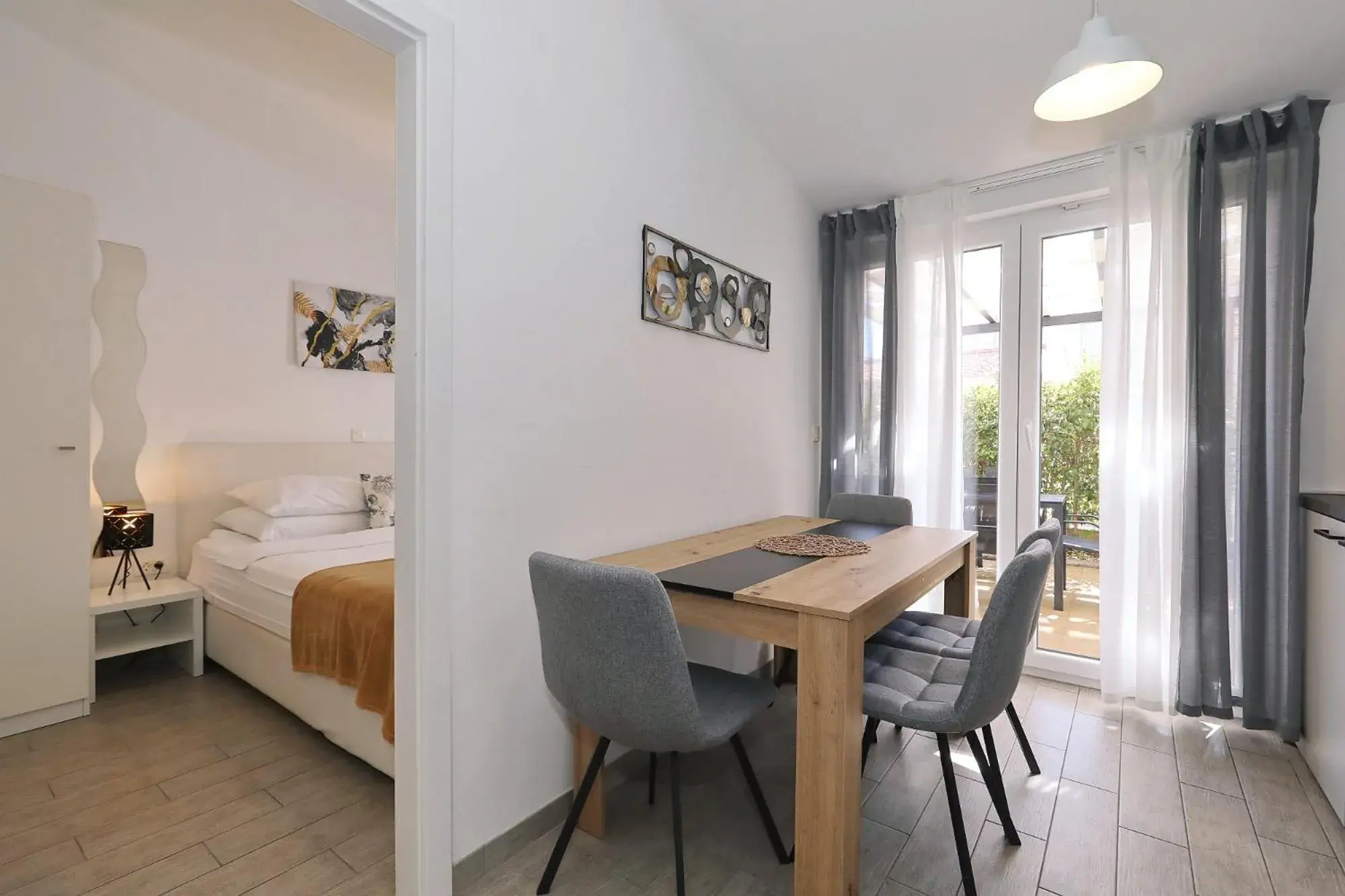 Two-Bedroom Villa with Terrace in Vile Dalmacija Two-Bedroom Villa with Terrace in Vile Dalmacija