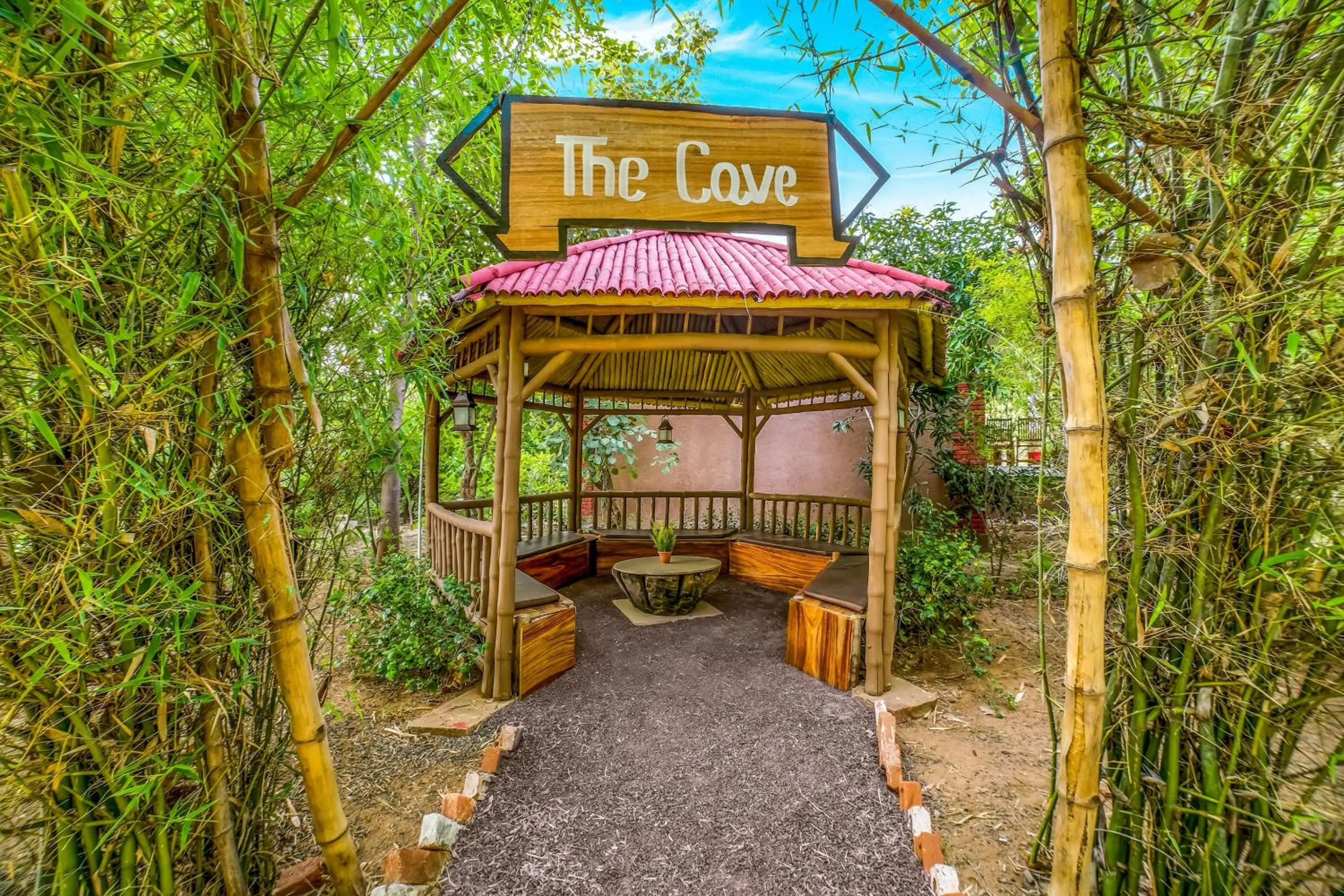 Area and facilities in Lemon Tree Wildlife Resort, Bandhavgarh