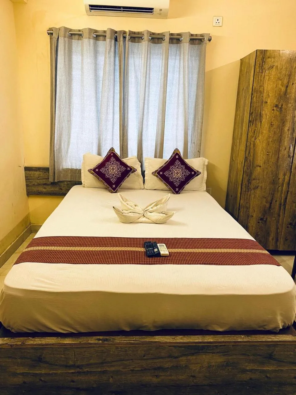 Bed in Ostro Inn New Town