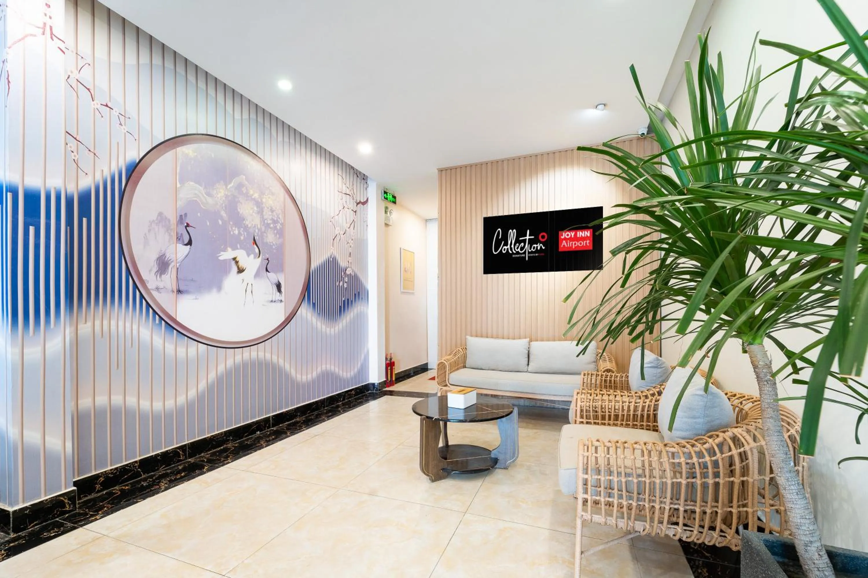 TV and multimedia in Collection O Joy Inn - Near T3 Terminal