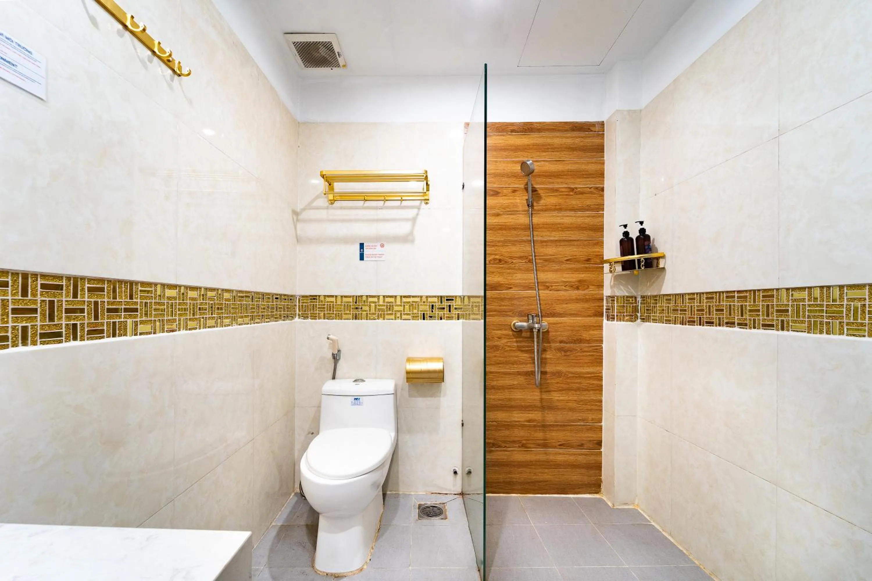 Toilet in Collection O Joy Inn - Near T3 Terminal